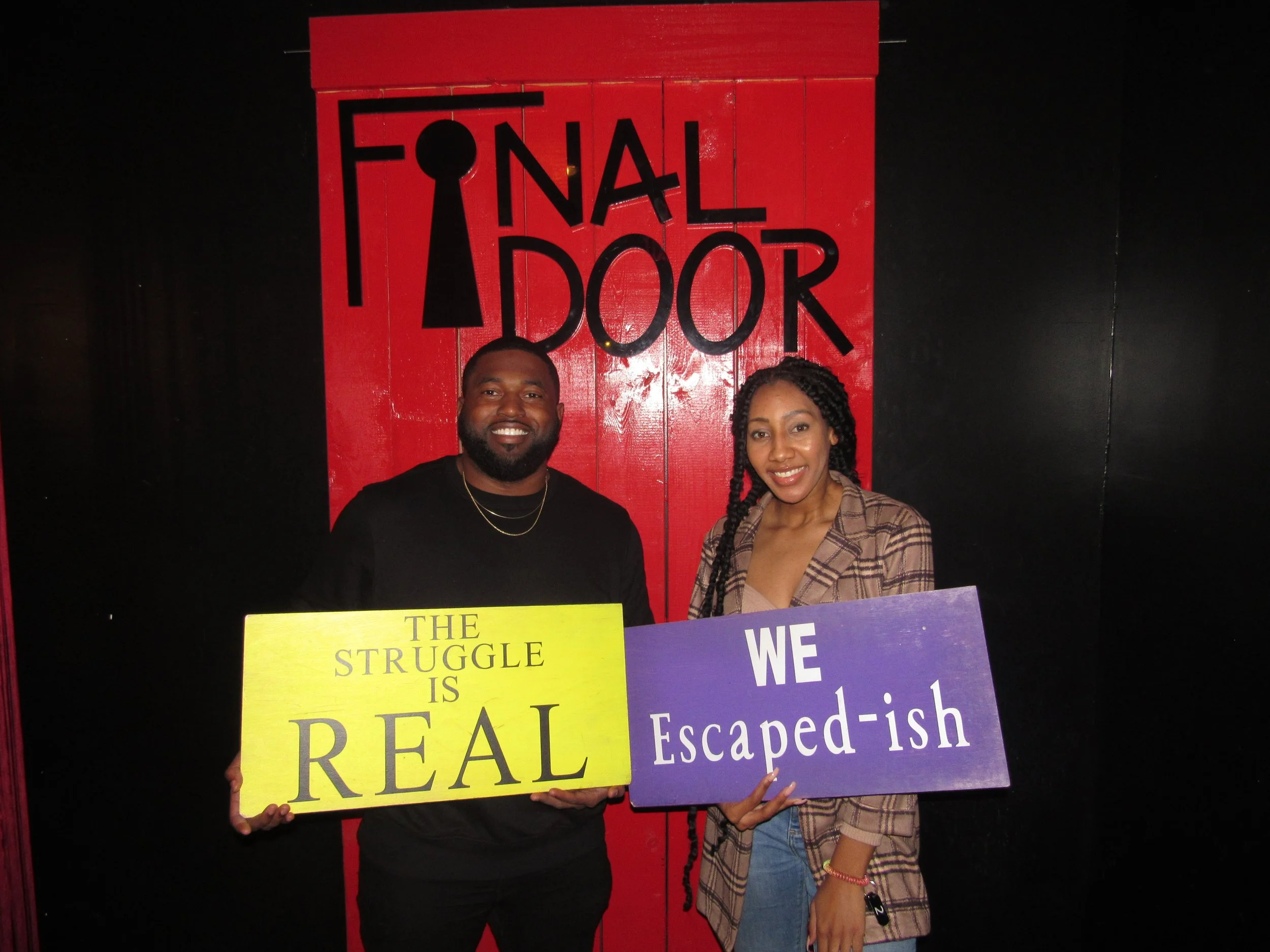 the-final-door-escape-room-columbia-sc-team-photos-11-06-21 (13).JPG