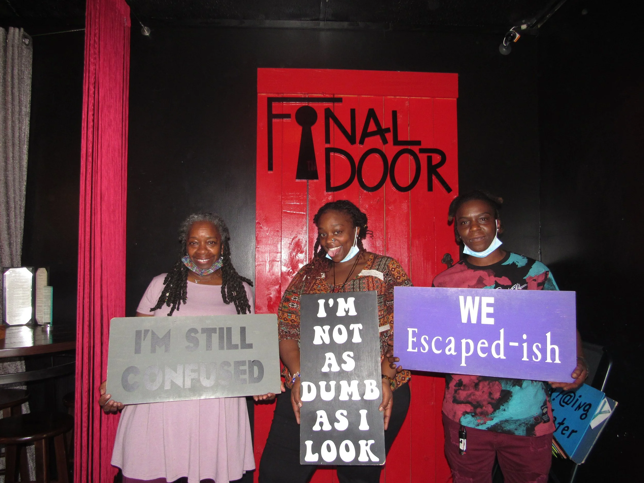 the-final-door-escape-room-columbia-sc-team-photos-11-13-21 (7).JPG