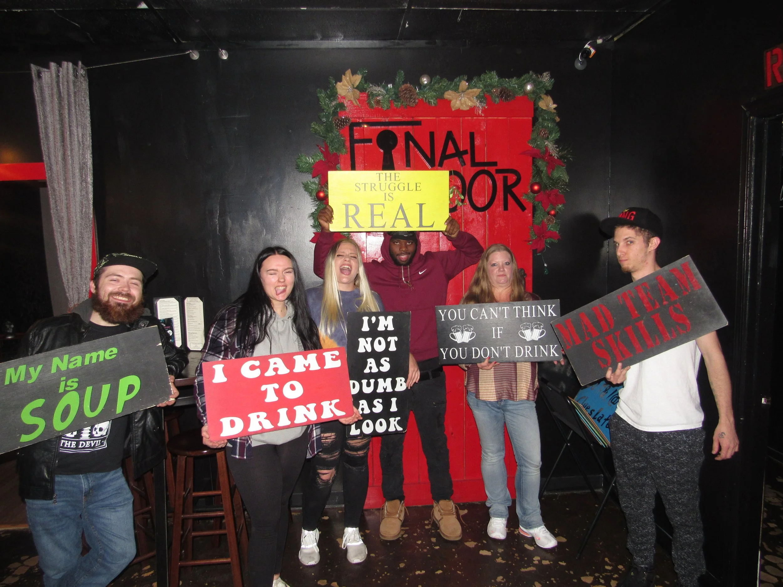 the-final-door-escape-room-columbia-sc-team-photos-11-18-21 (6).JPG