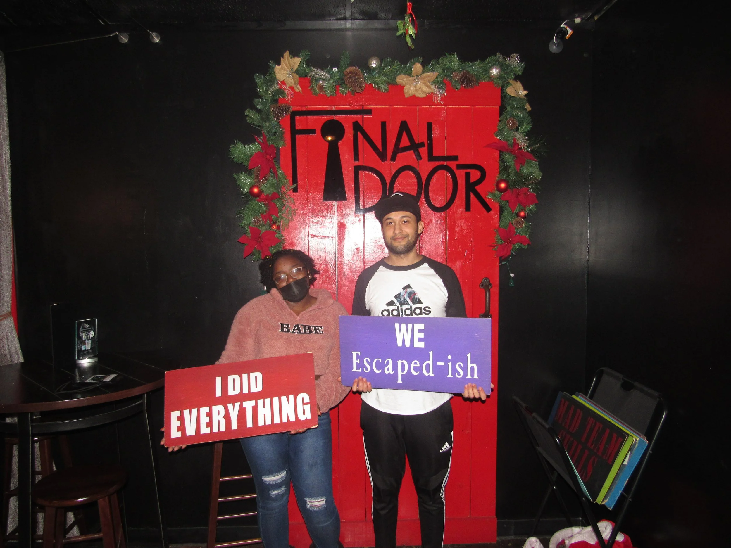 the-final-door-escape-room-columbia-sc-team-photos-11-26-21 (22).JPG