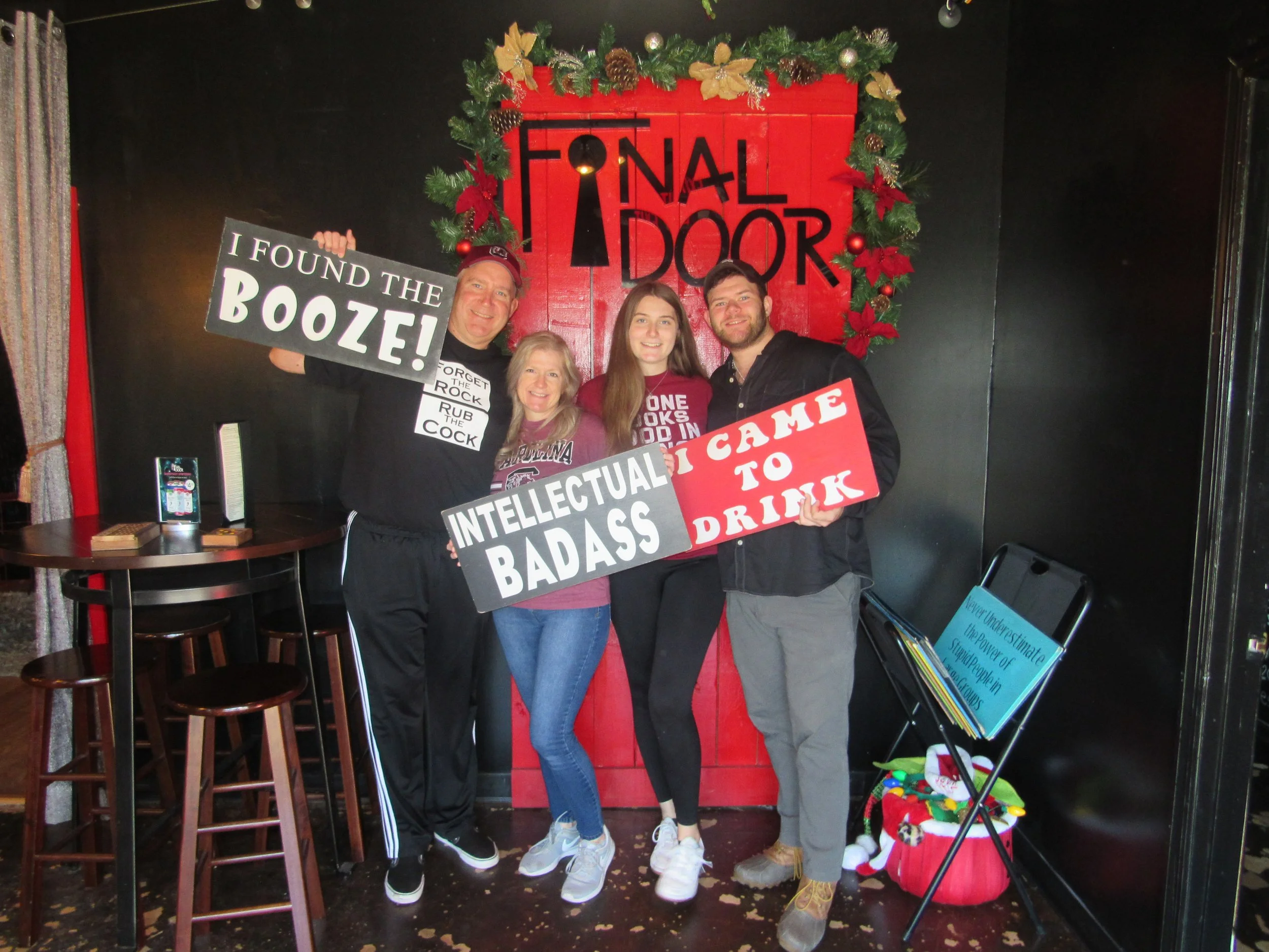 the-final-door-escape-room-columbia-sc-team-photos-11-27-21 (3).JPG