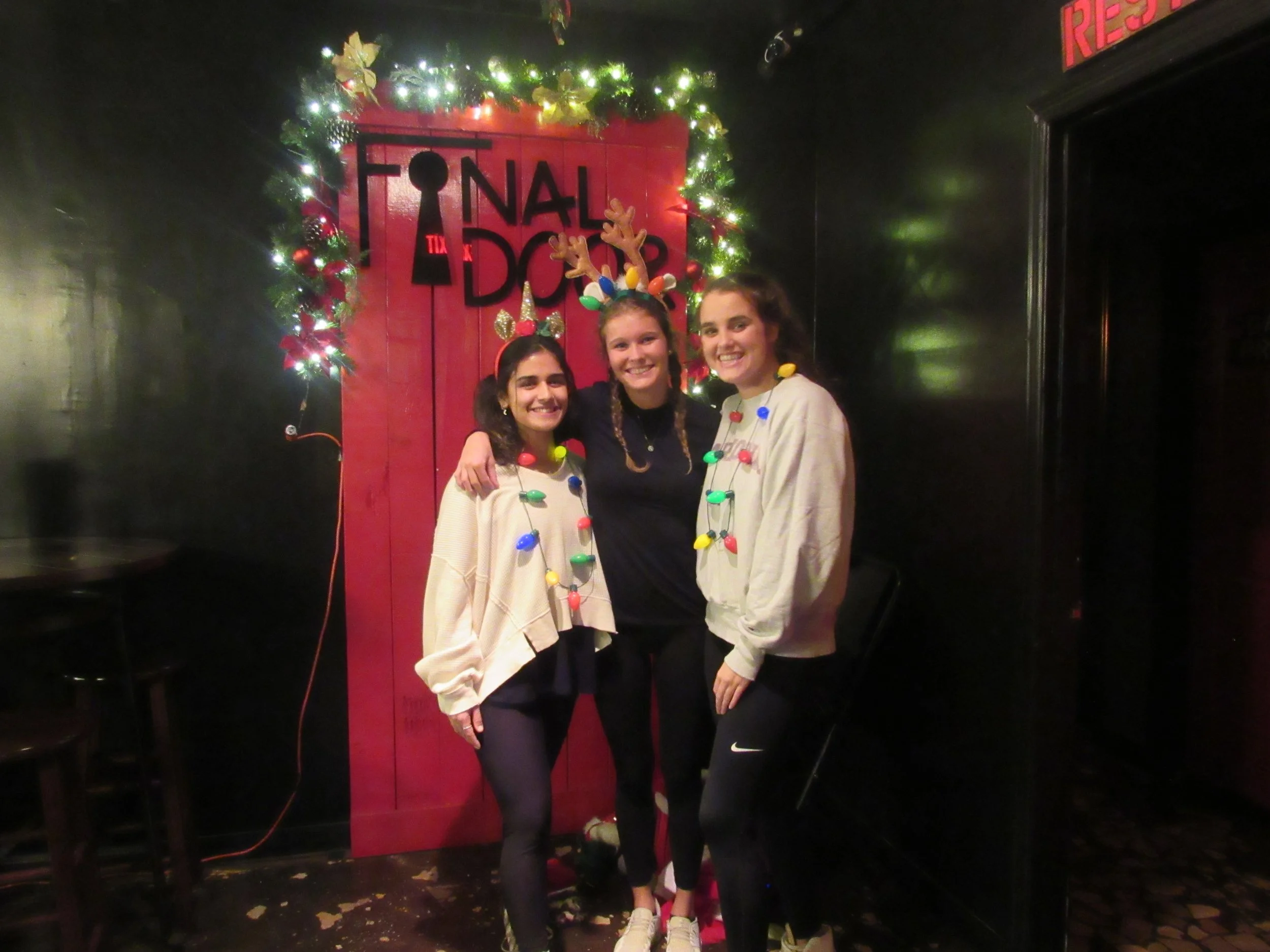 the-final-door-escape-room-columbia-sc-team-photos-12-03-21 (3).JPG