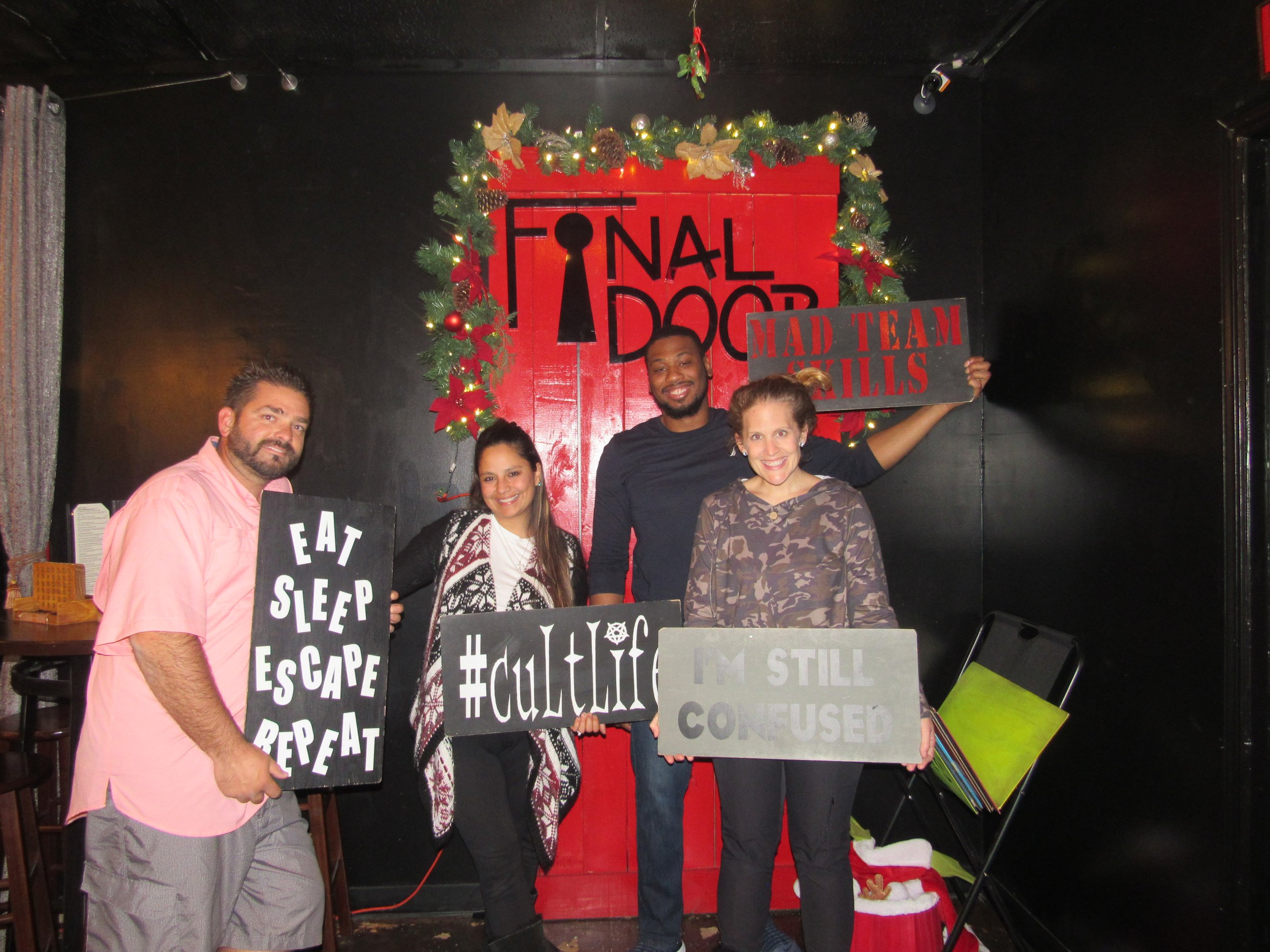 the-final-door-escape-room-columbia-sc-team-photos-12-03-21 (6).JPG