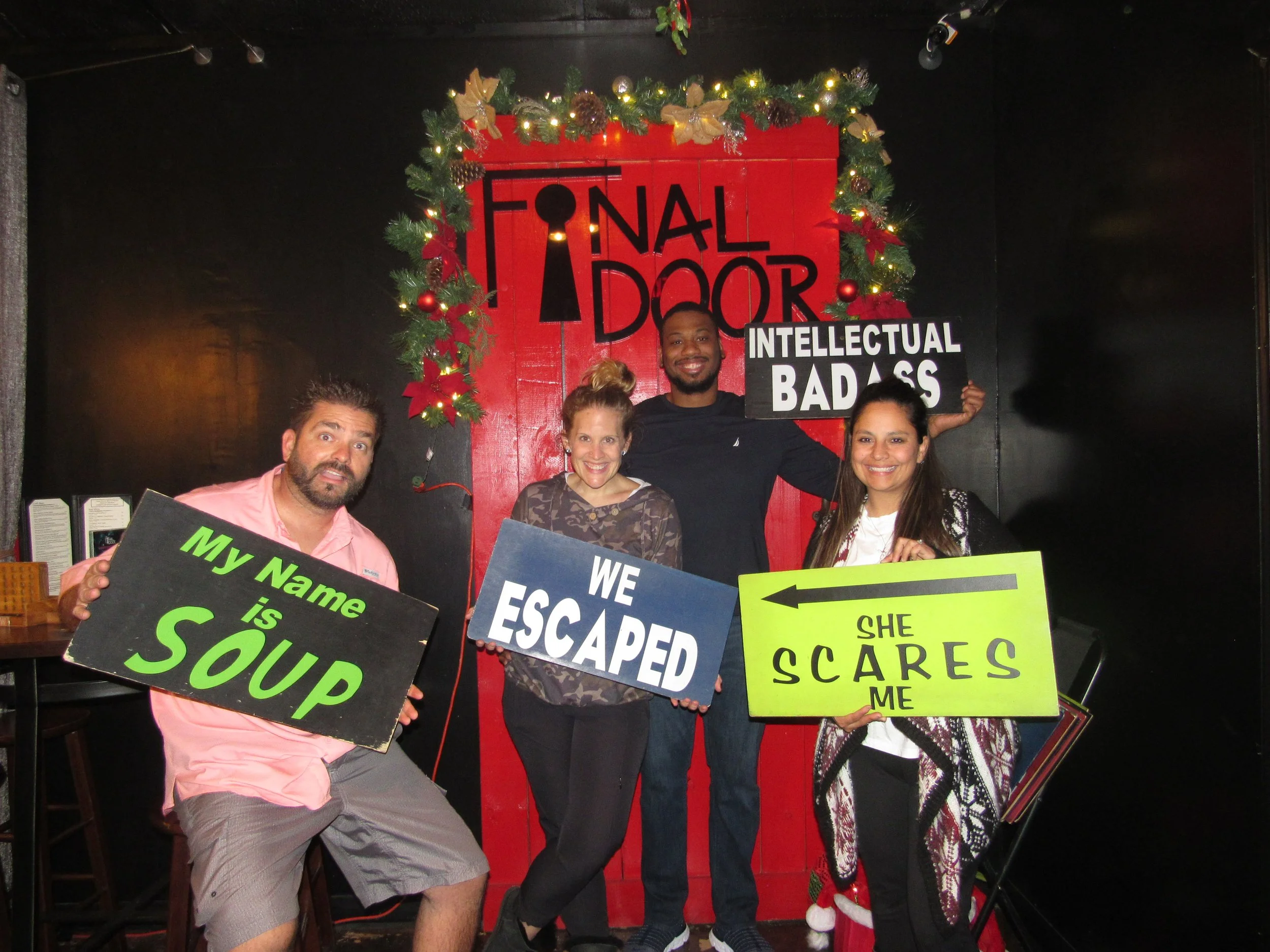 the-final-door-escape-room-columbia-sc-team-photos-12-03-21 (7).JPG
