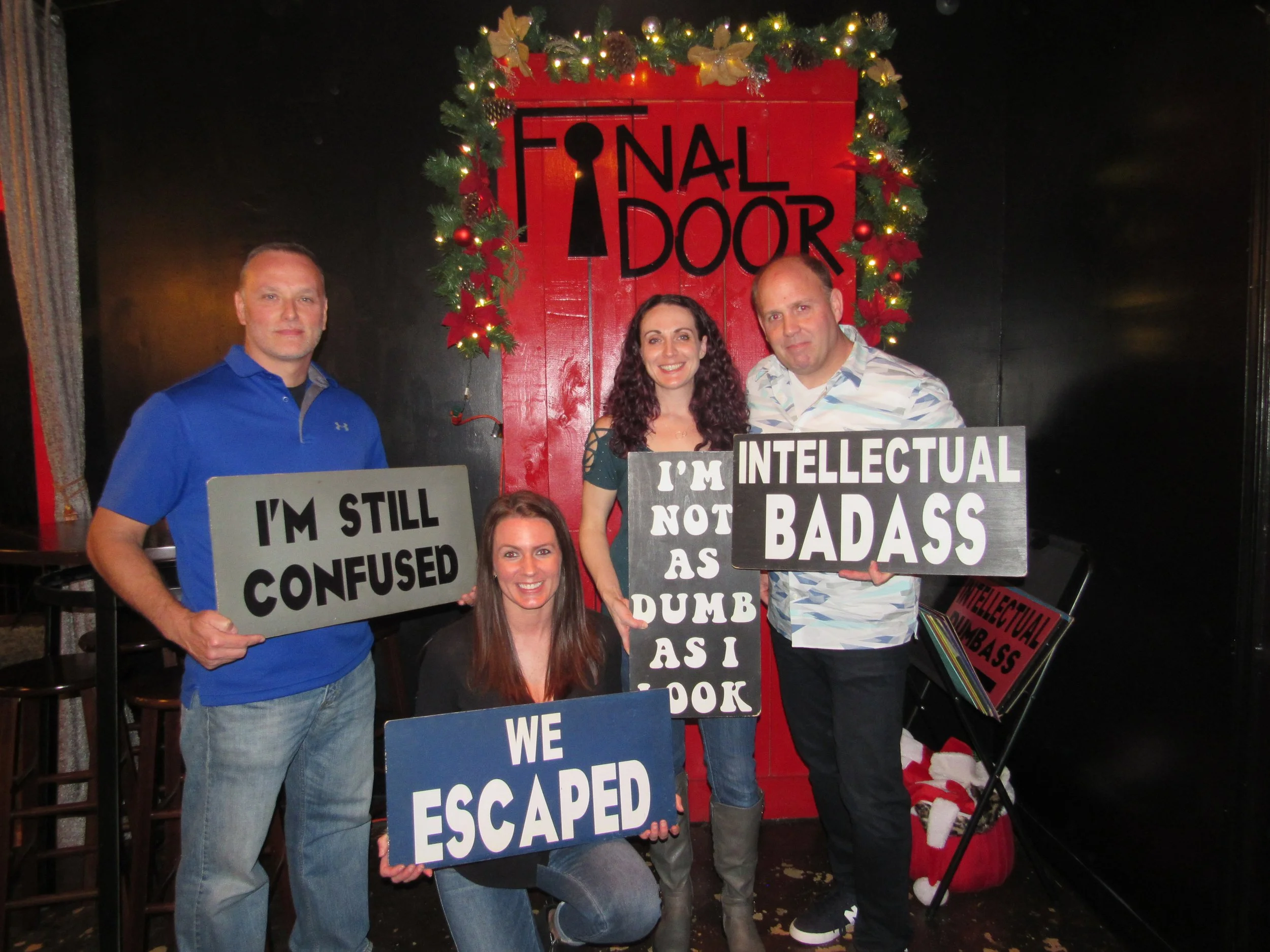 the-final-door-escape-room-columbia-sc-team-photos-12-04-21 (13).JPG