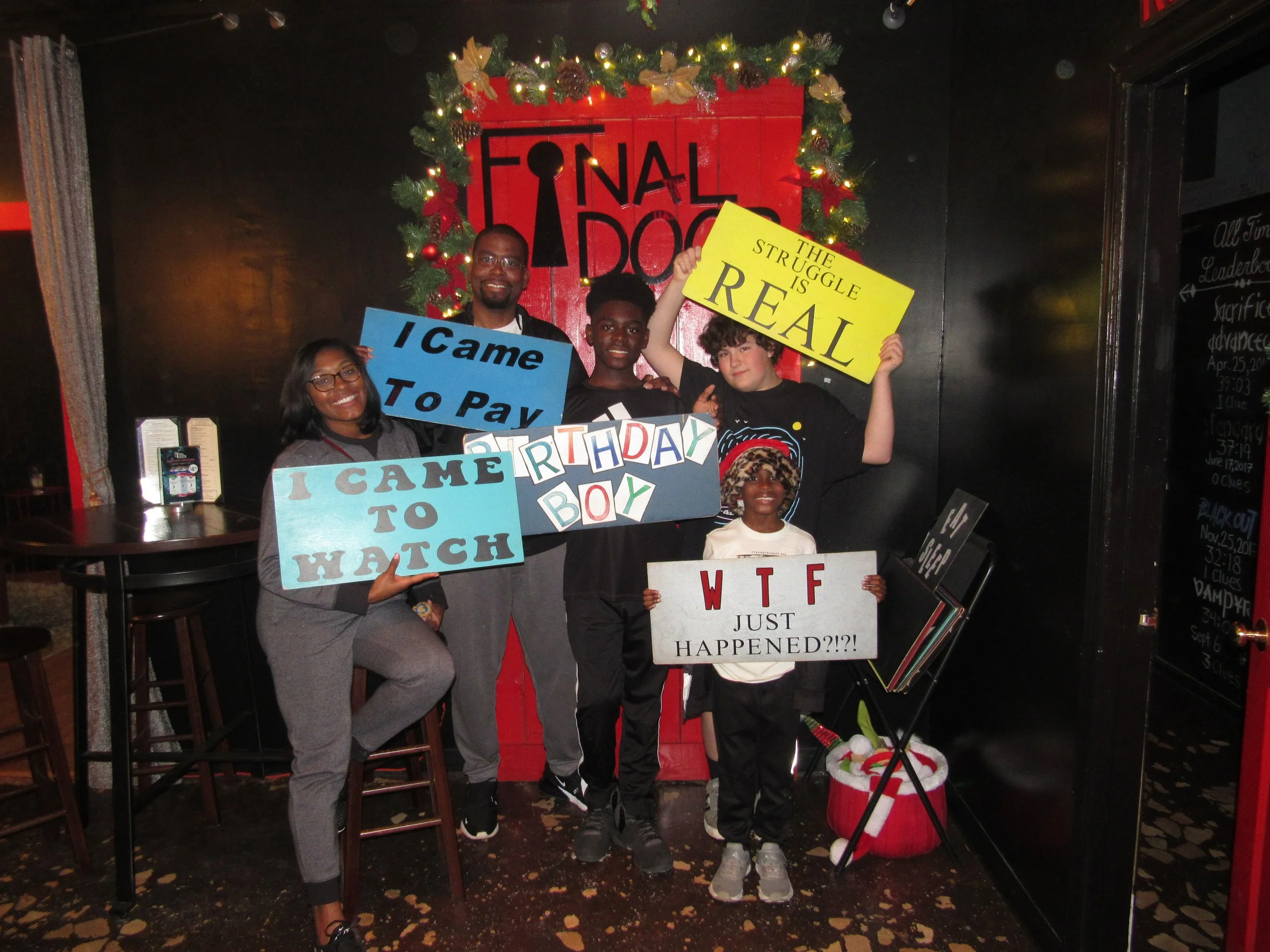 the-final-door-escape-room-columbia-sc-team-photos-12-04-21 (22).JPG