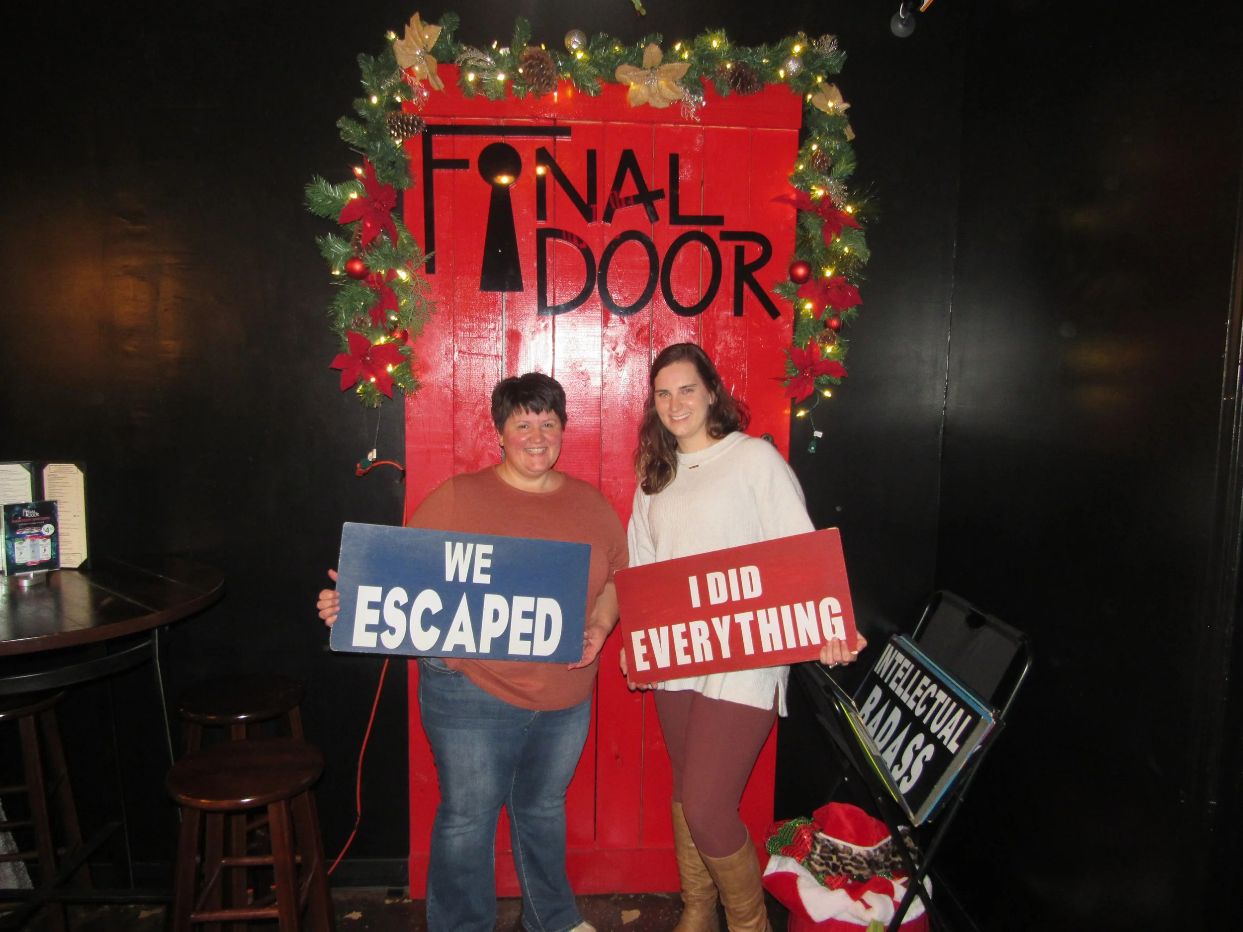 the-final-door-escape-room-columbia-sc-team-photos-12-04-21 (24).JPG