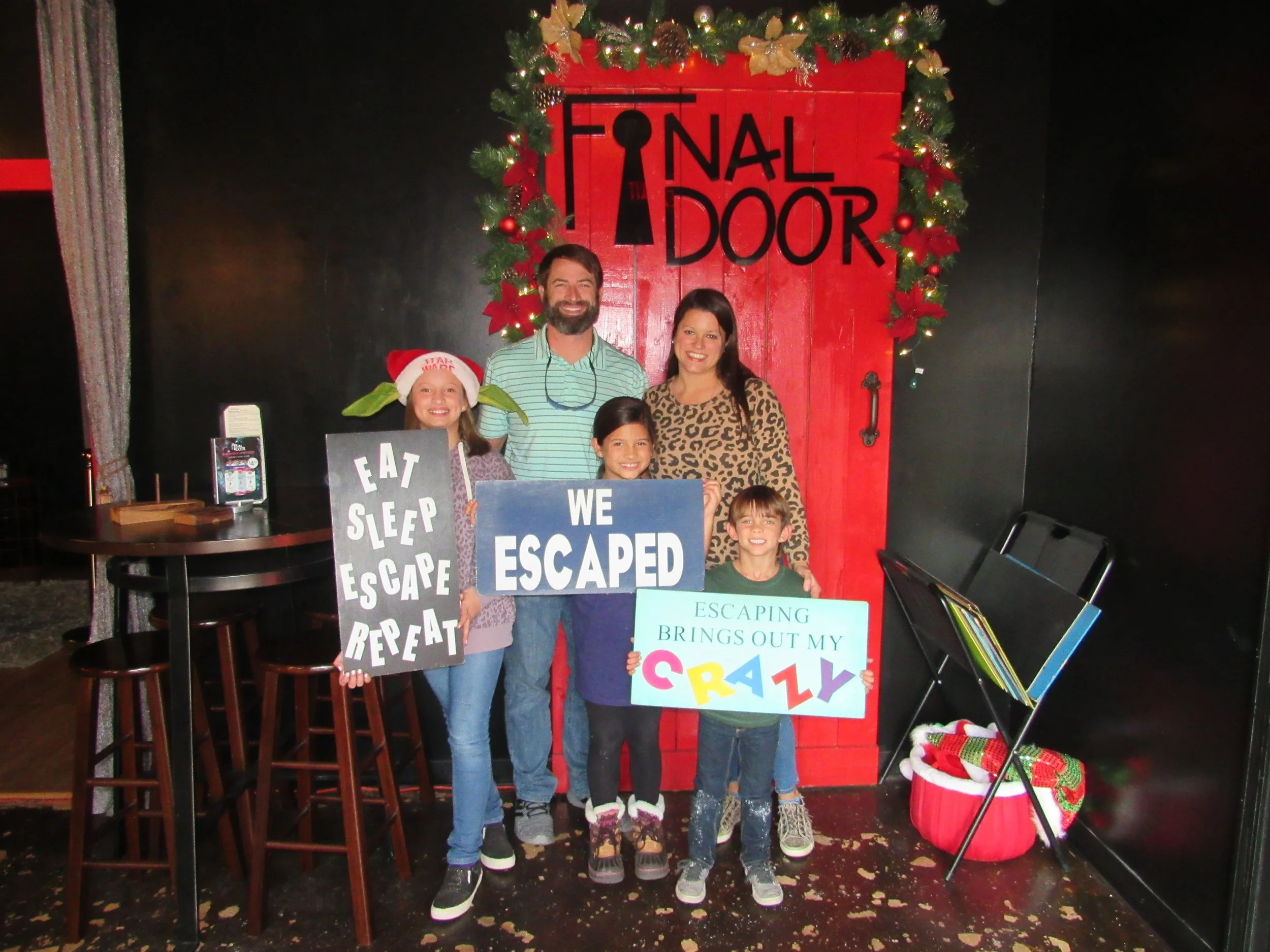the-final-door-escape-room-columbia-sc-team-photos-12-05-21 (2).JPG