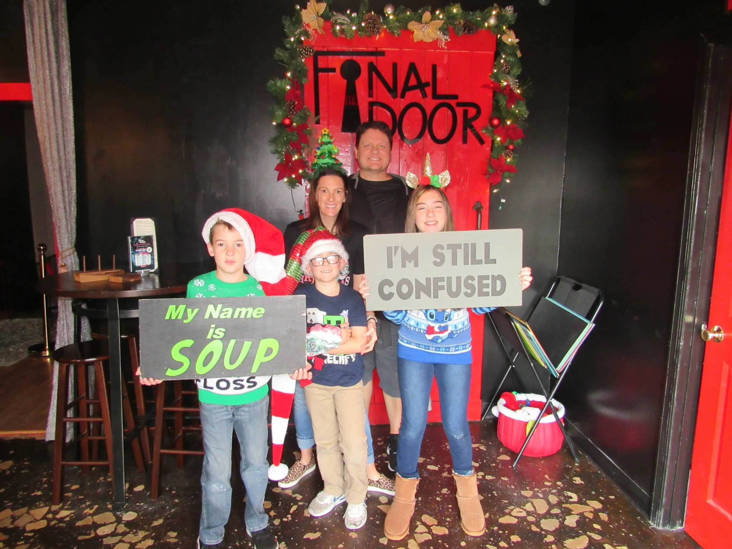 the-final-door-escape-room-columbia-sc-team-photos-12-05-21 (1).JPG