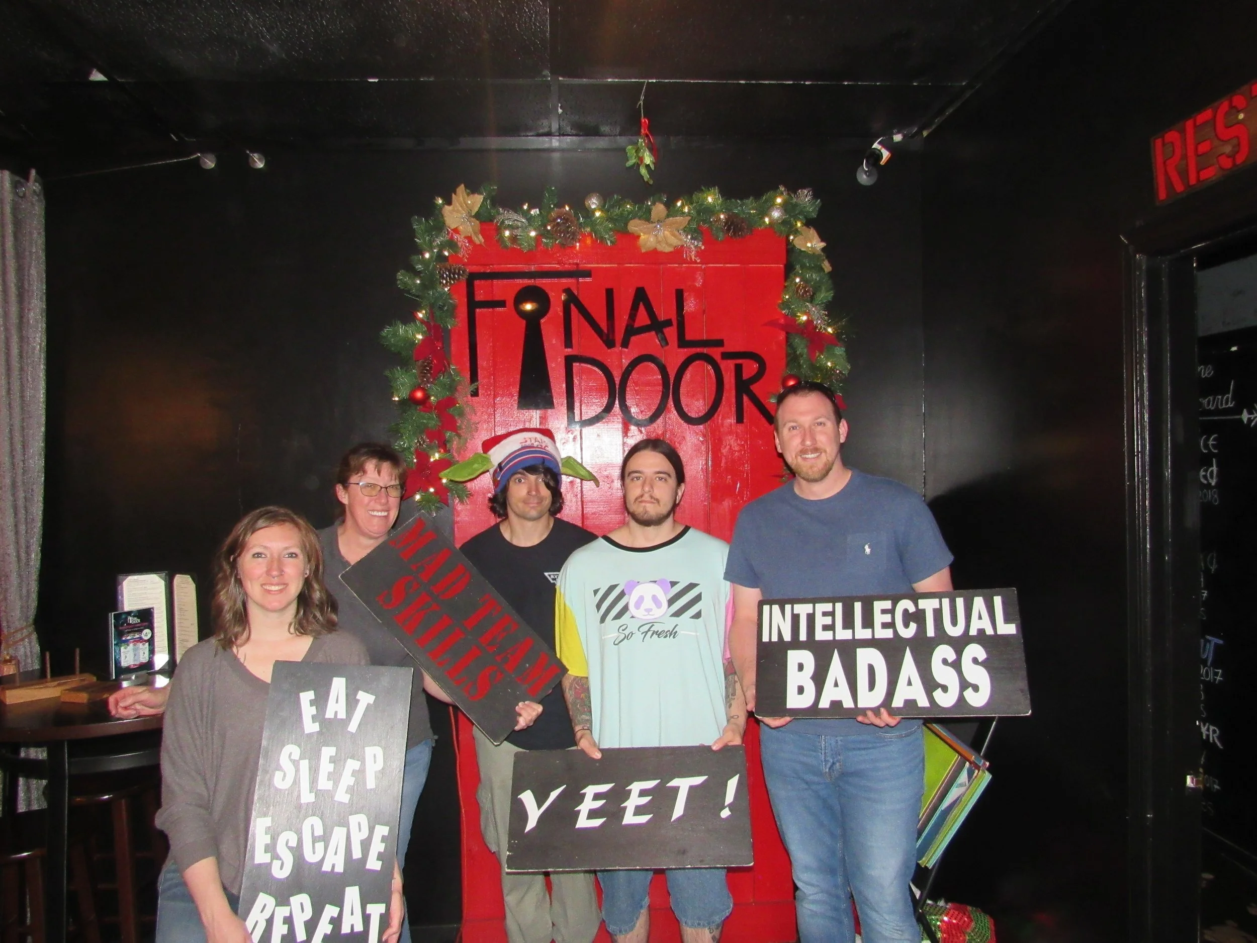 the-final-door-escape-room-columbia-sc-team-photos-12-05-21 (4).JPG