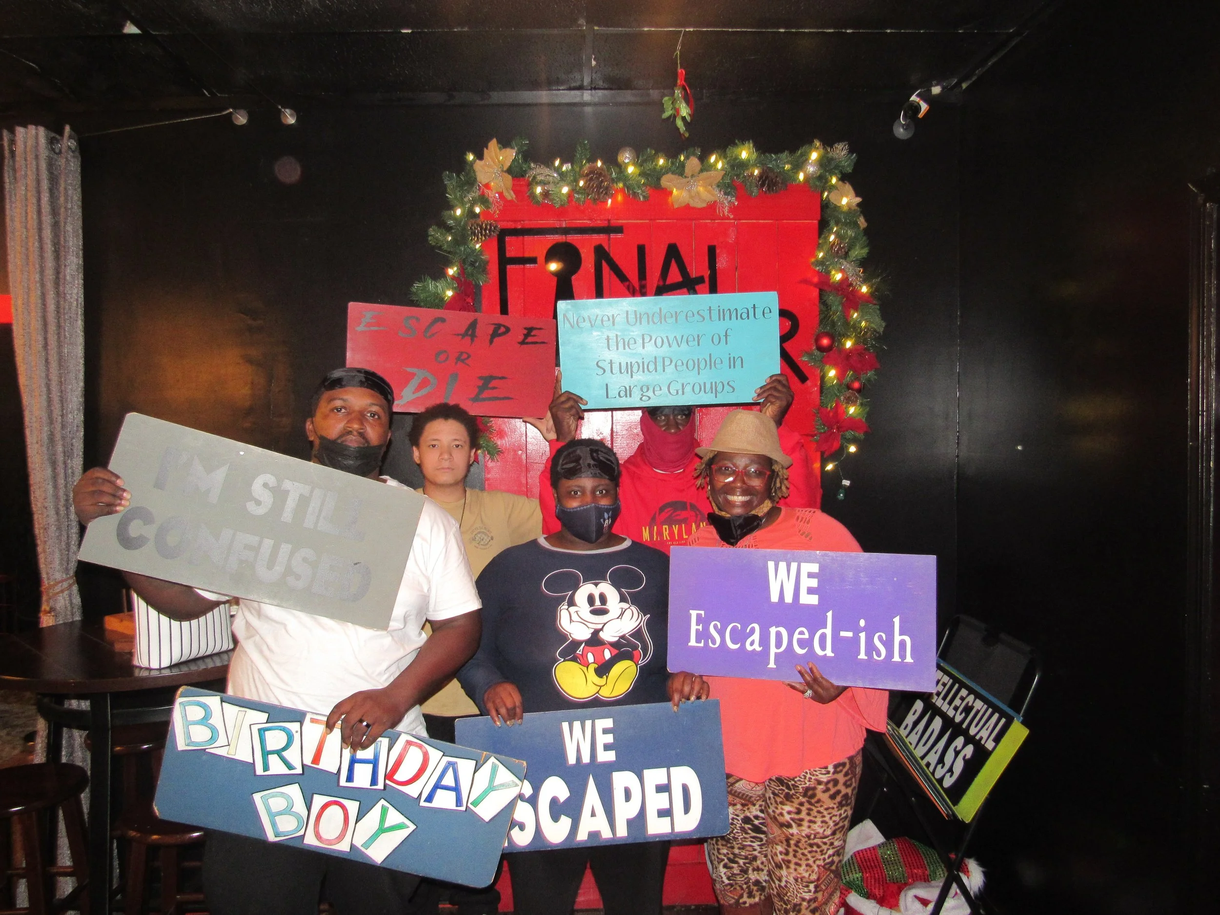 the-final-door-escape-room-columbia-sc-team-photos-12-05-21 (13).JPG