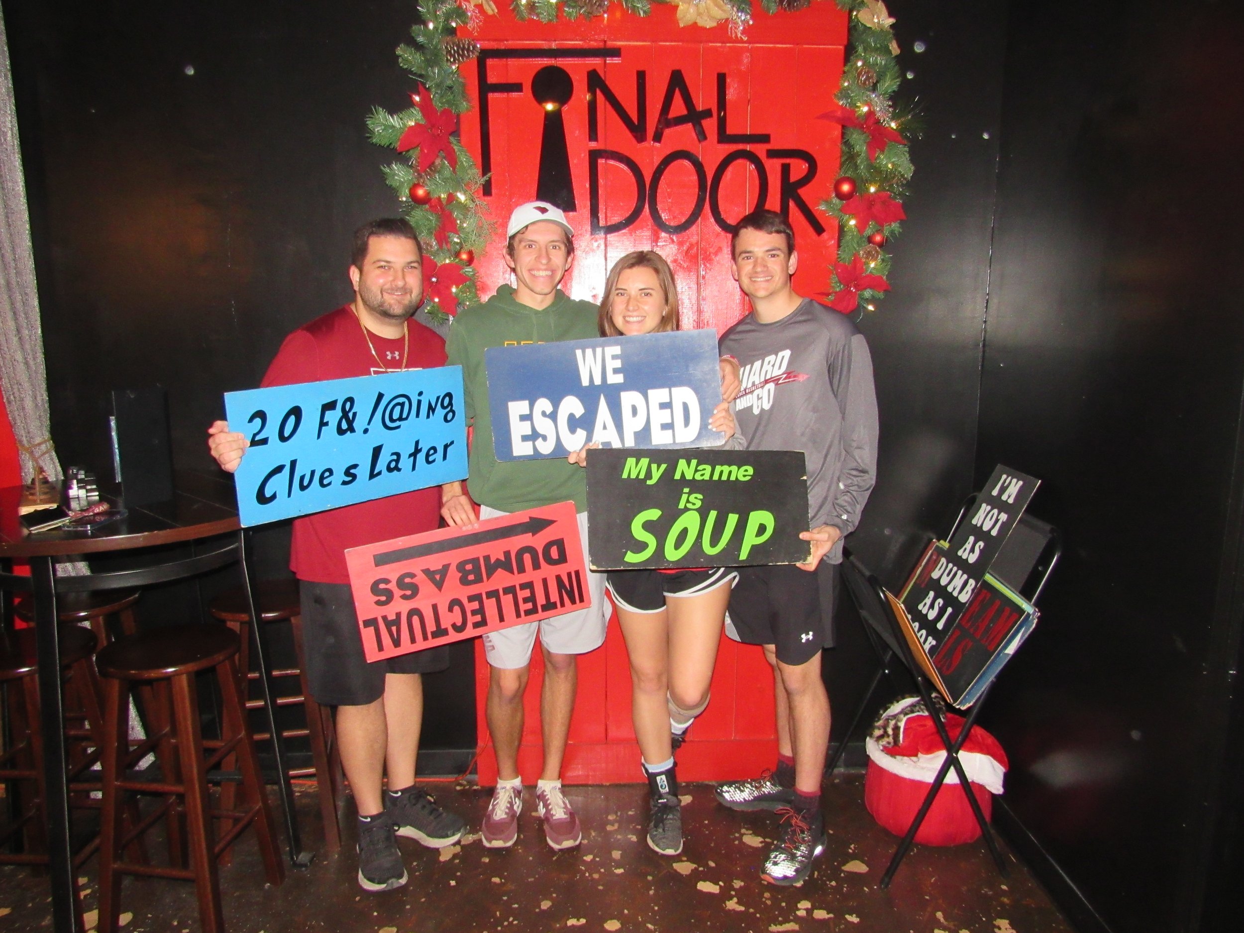 the-final-door-escape-room-columbia-sc-team-photos-12-06-21 (2).JPG