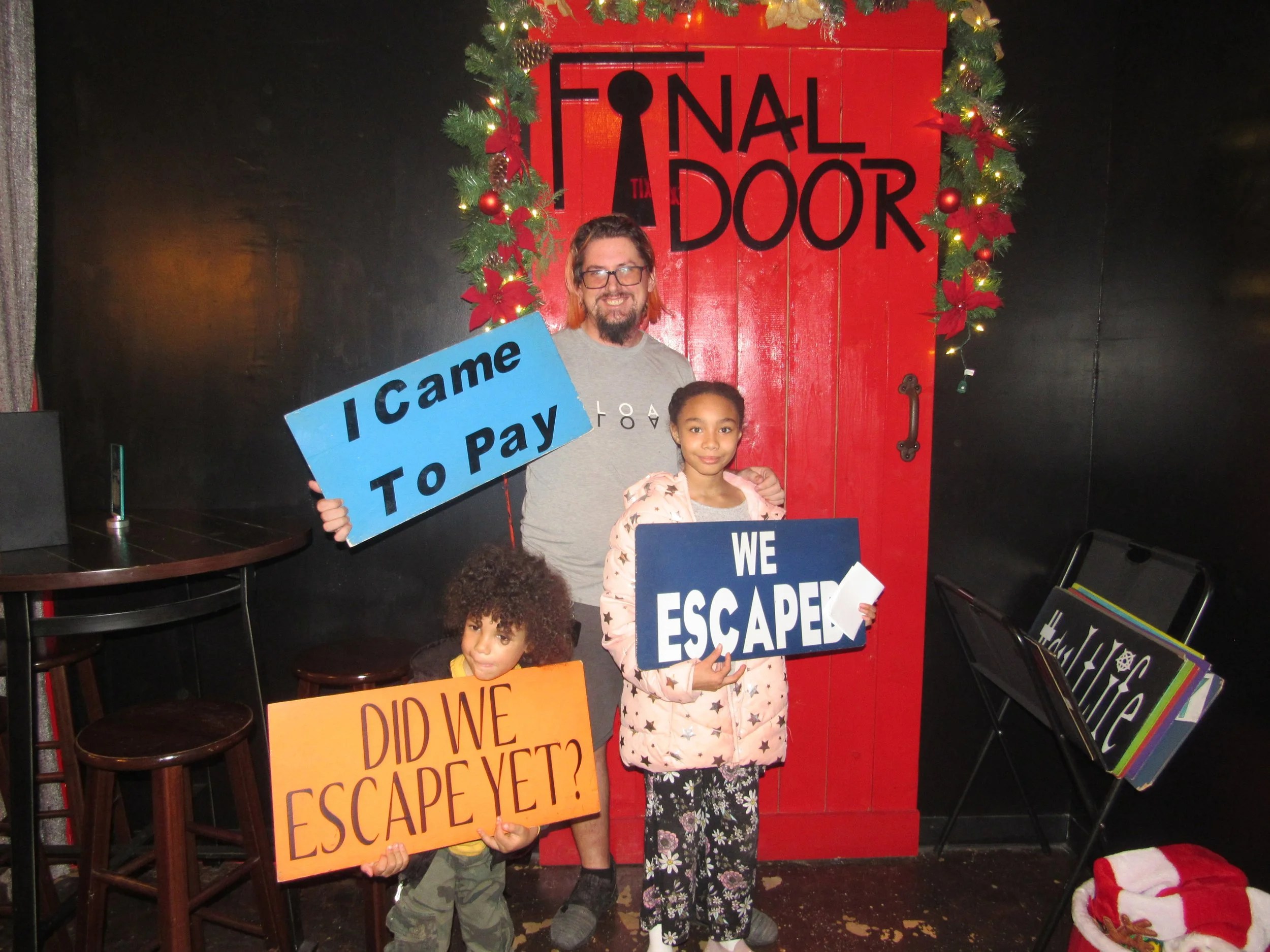 the-final-door-escape-room-columbia-sc-team-photos-12-12-21 (13).JPG