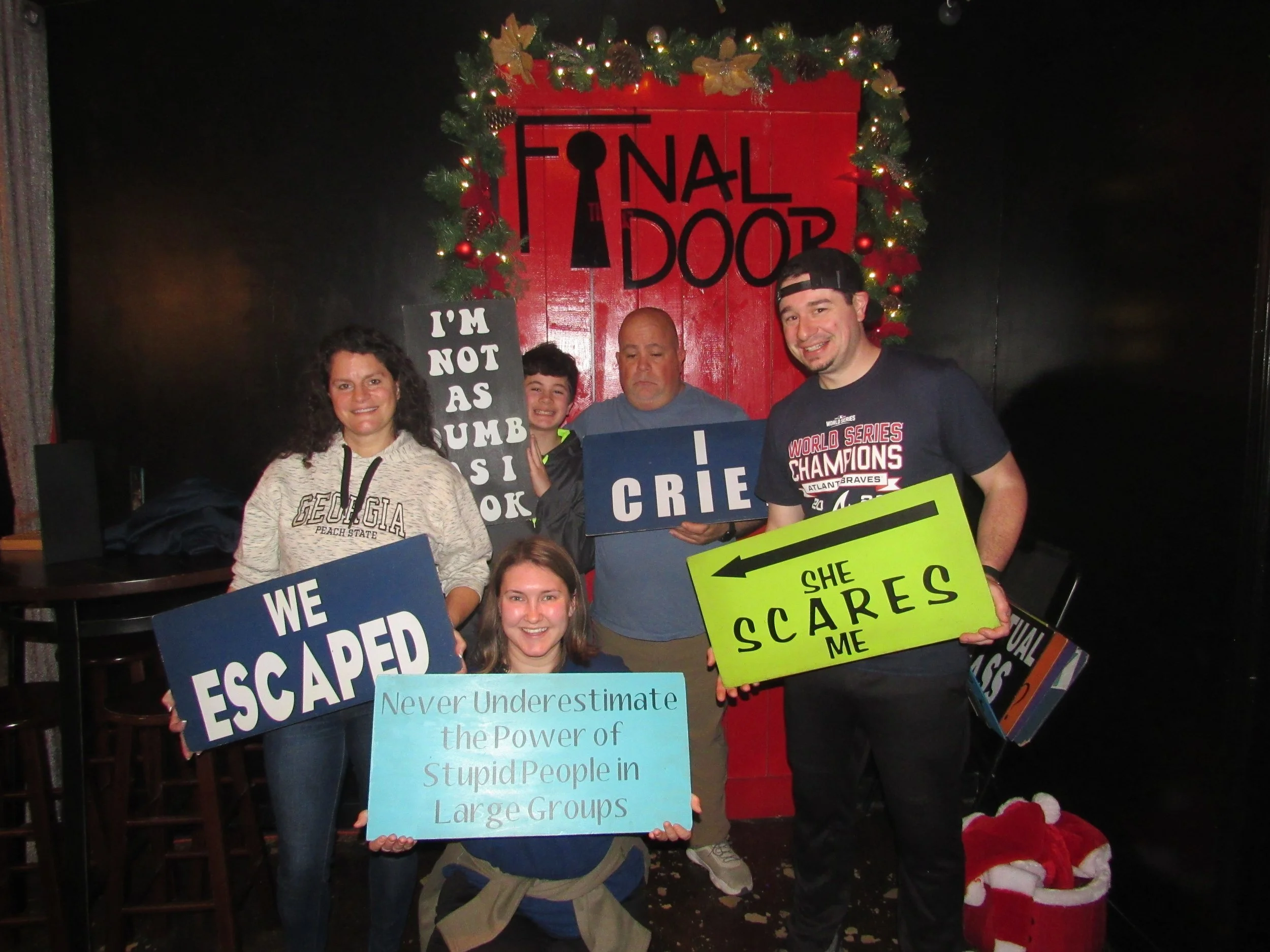 the-final-door-escape-room-columbia-sc-team-photos-12-12-21 (18).JPG