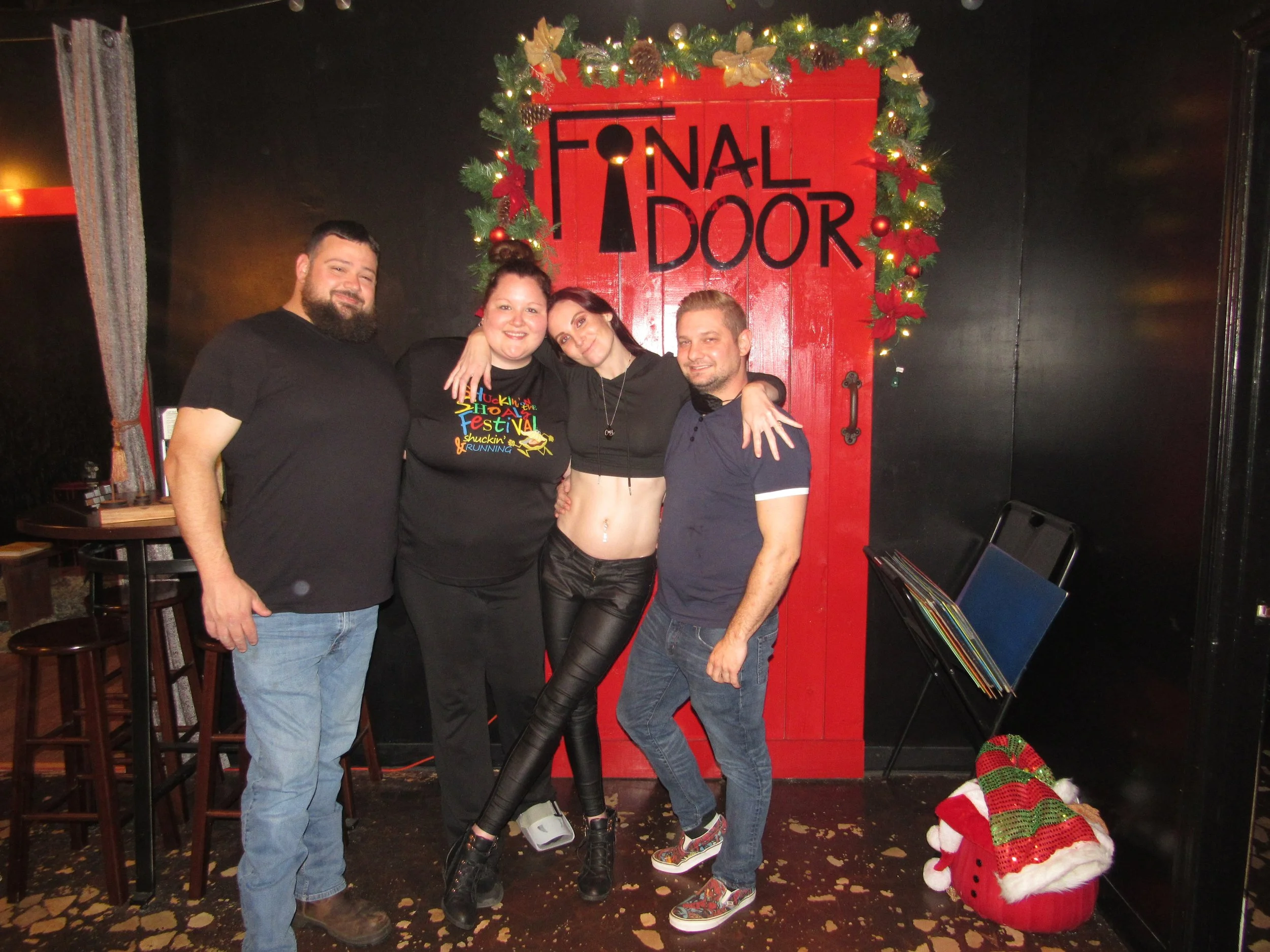 the-final-door-escape-room-columbia-sc-team-photos-12-15-21 (13).JPG