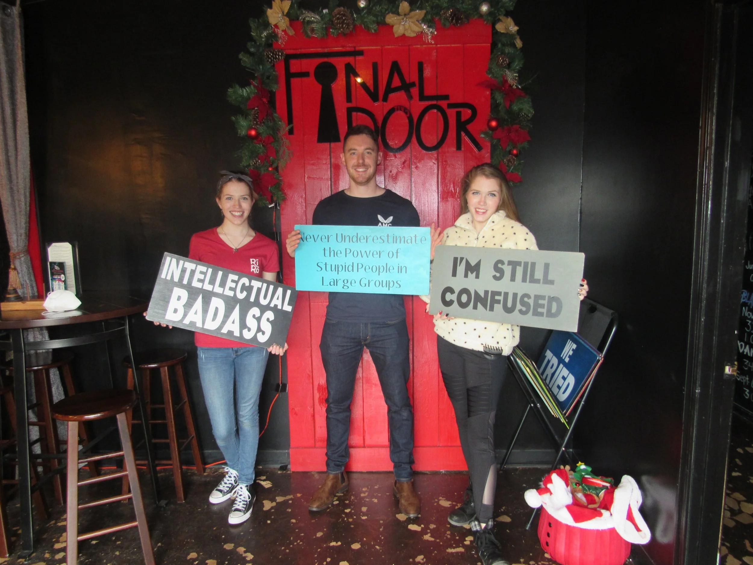 the-final-door-escape-room-columbia-sc-team-photos-12-17-21 (4).JPG