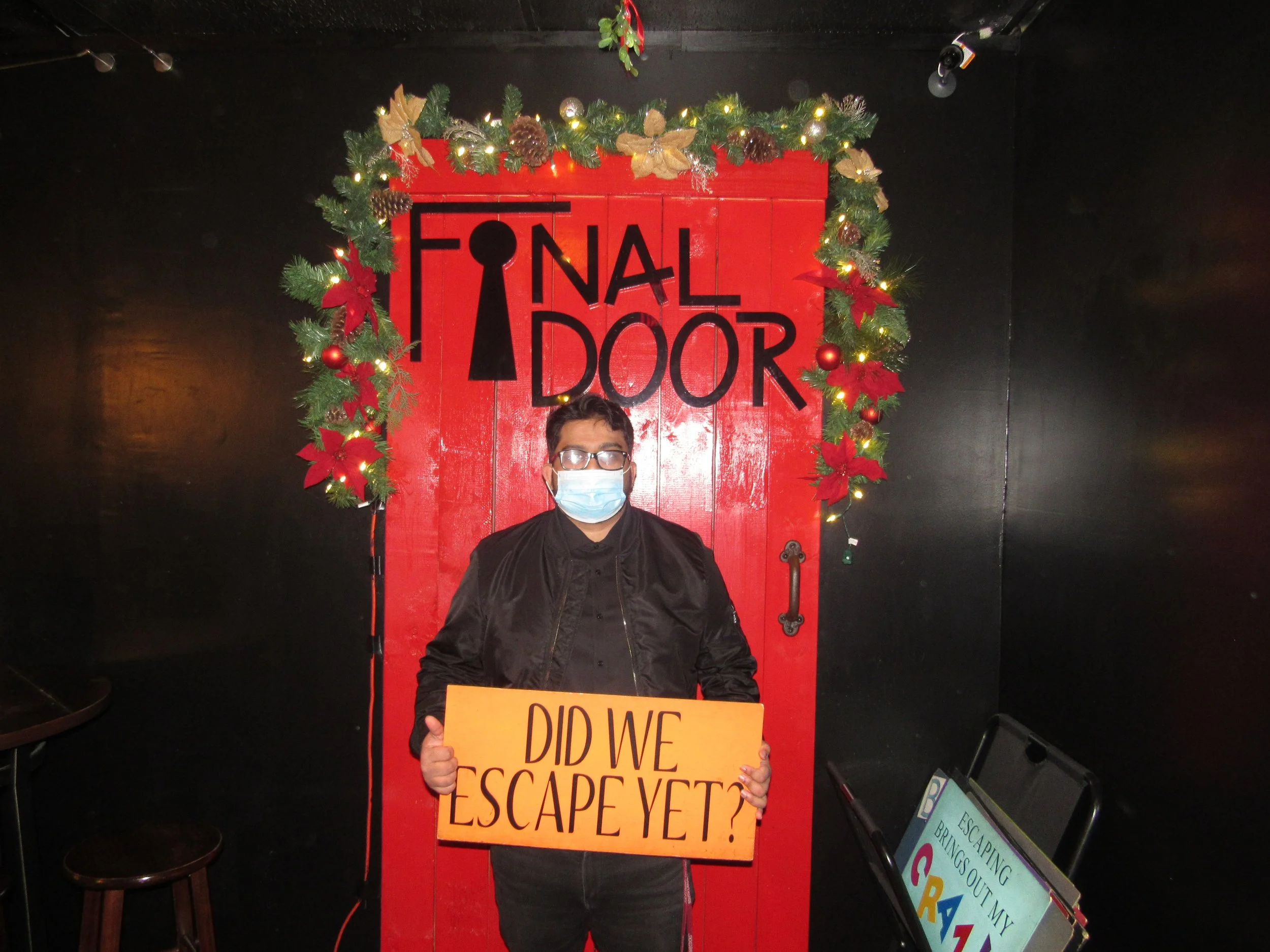 the-final-door-escape-room-columbia-sc-team-photos-12-17-21 (16).JPG
