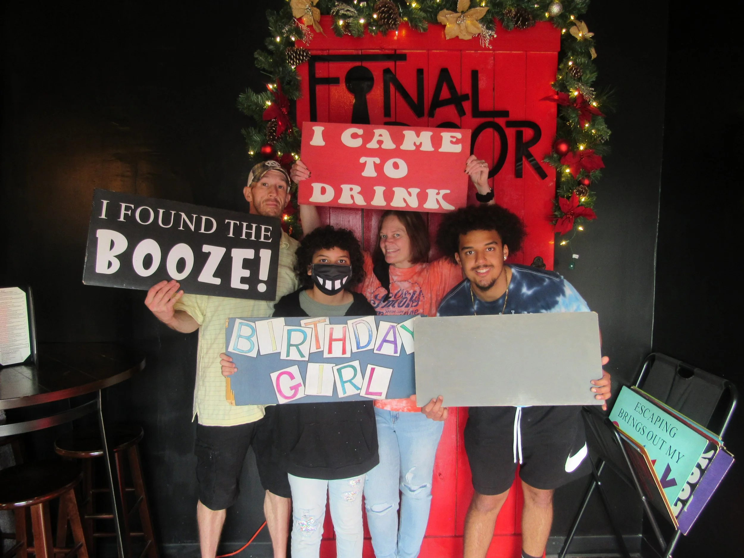 the-final-door-escape-room-columbia-sc-team-photos-12-18-21 (7).JPG