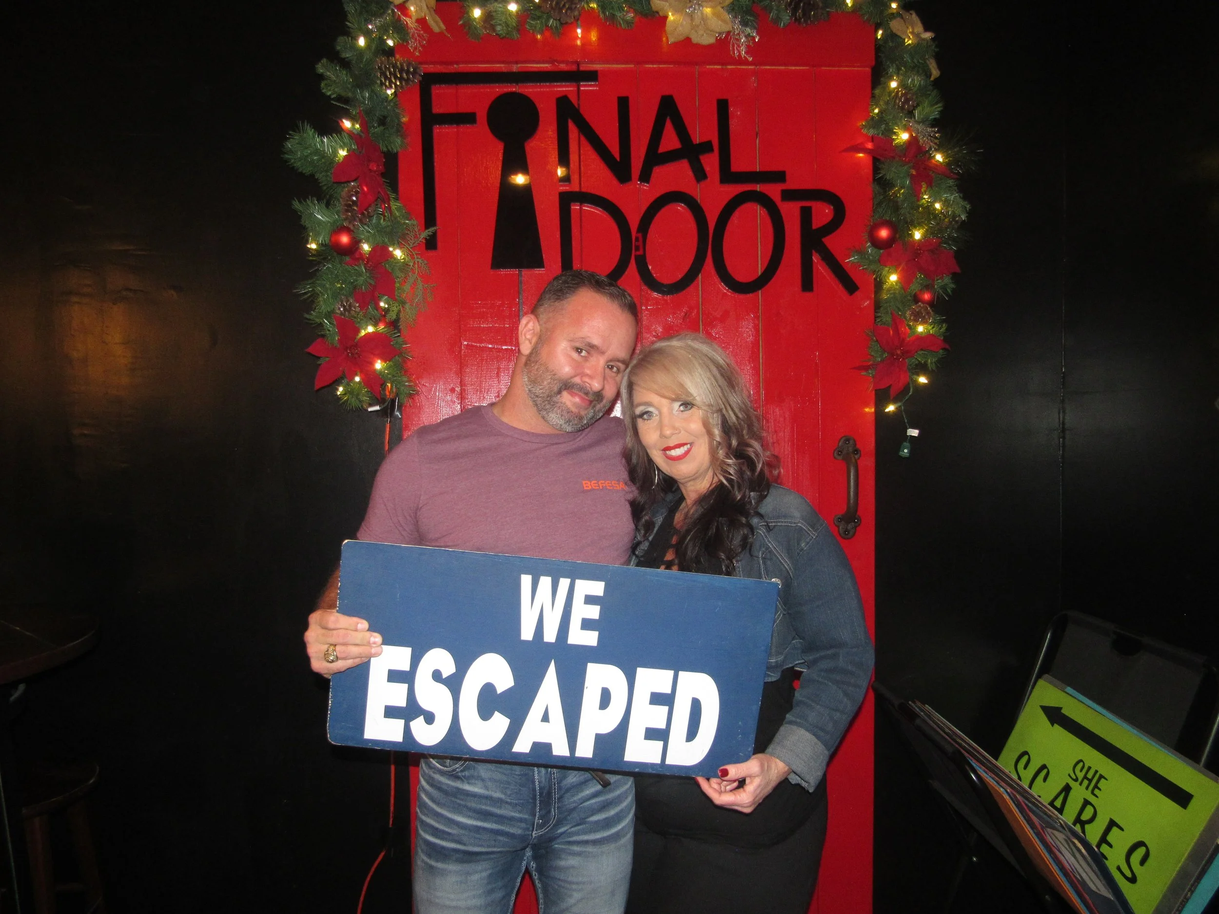 the-final-door-escape-room-columbia-sc-team-photos-12-18-21 (19).JPG