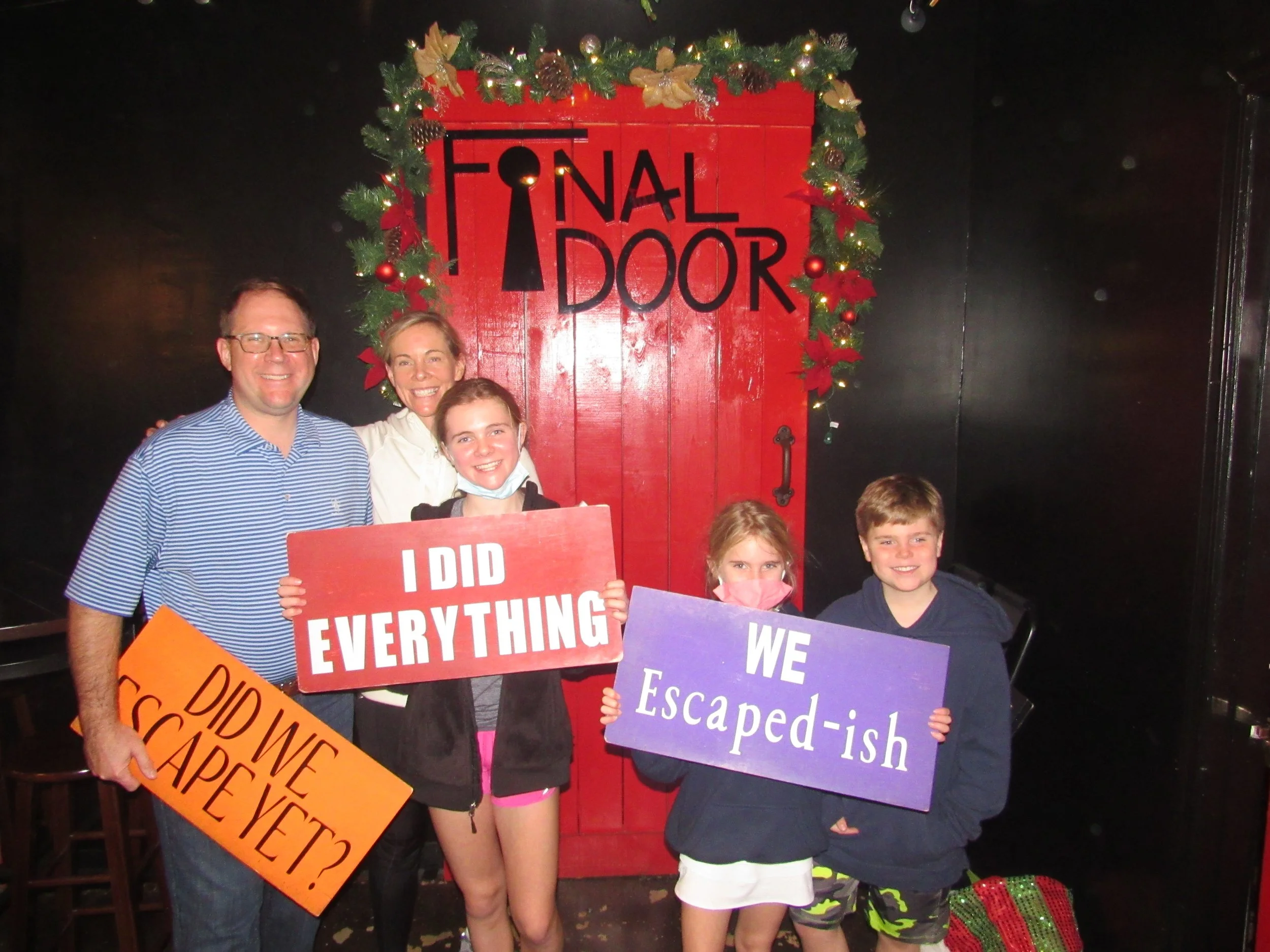 the-final-door-escape-room-columbia-sc-team-photos-12-19-21 (9).JPG