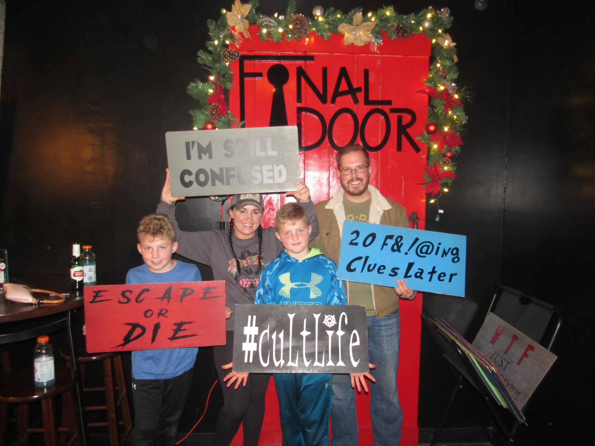 the-final-door-escape-room-columbia-sc-team-photos-12-19-21 (14).JPG