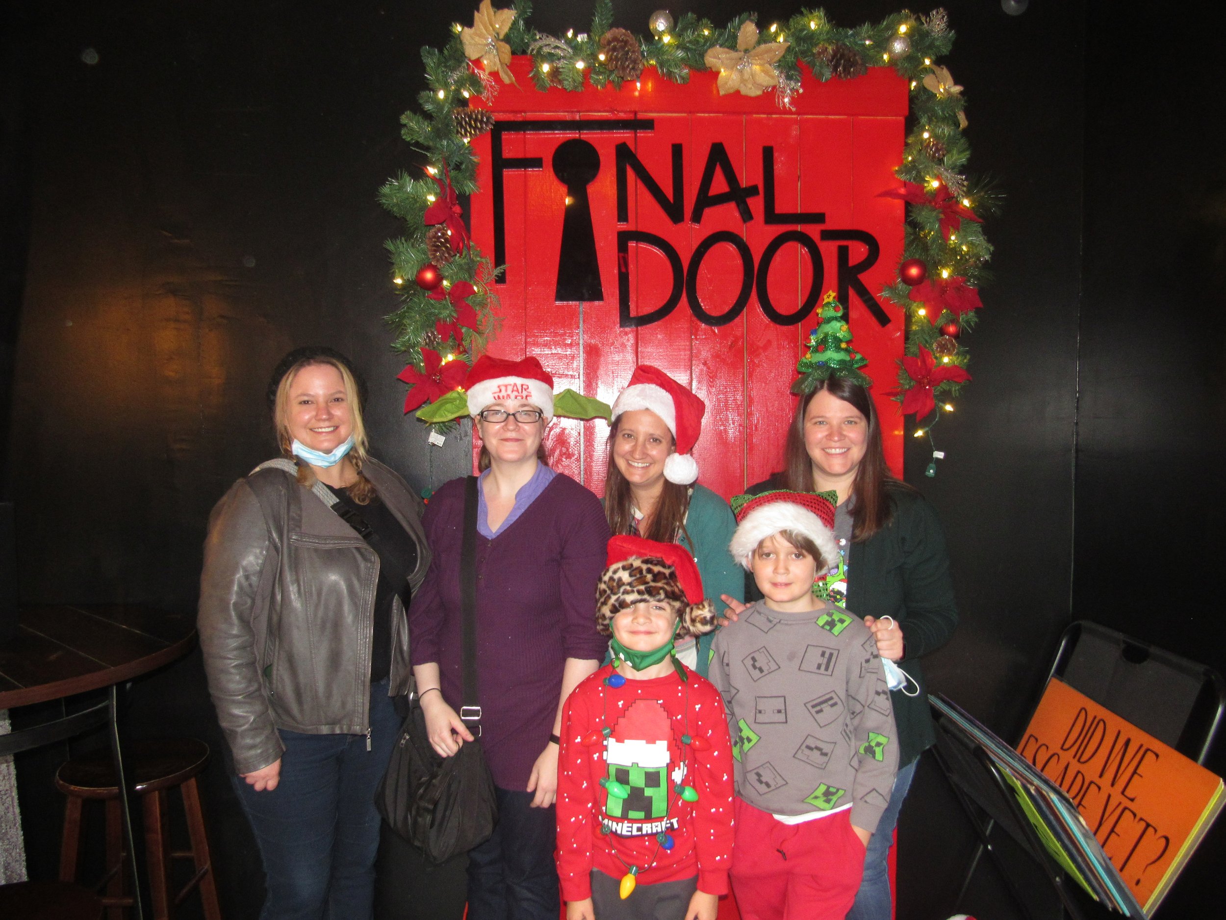 the-final-door-escape-room-columbia-sc-team-photos-12-21-21 (1).JPG