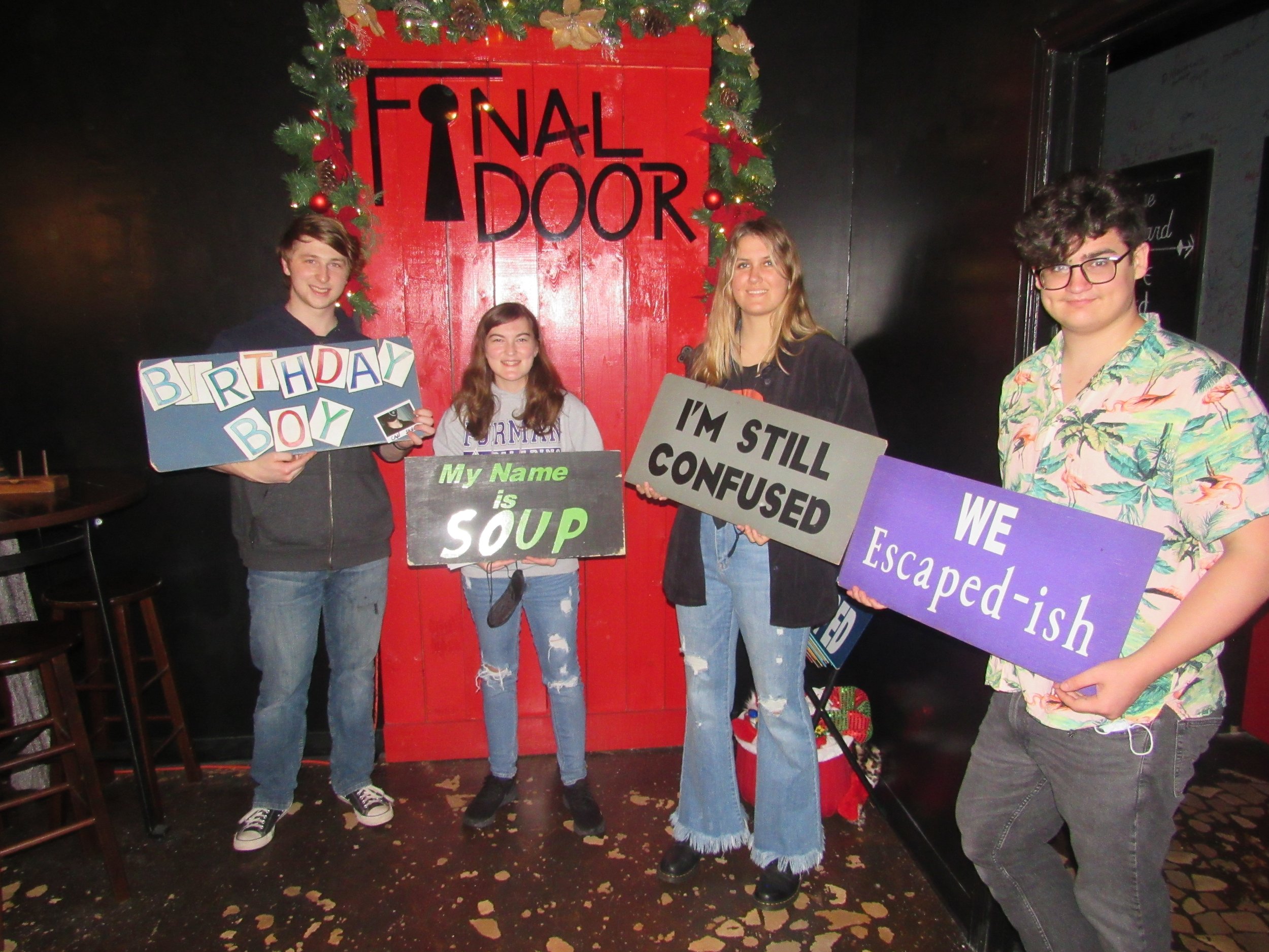 the-final-door-escape-room-columbia-sc-team-photos-12-21-21 (8).JPG
