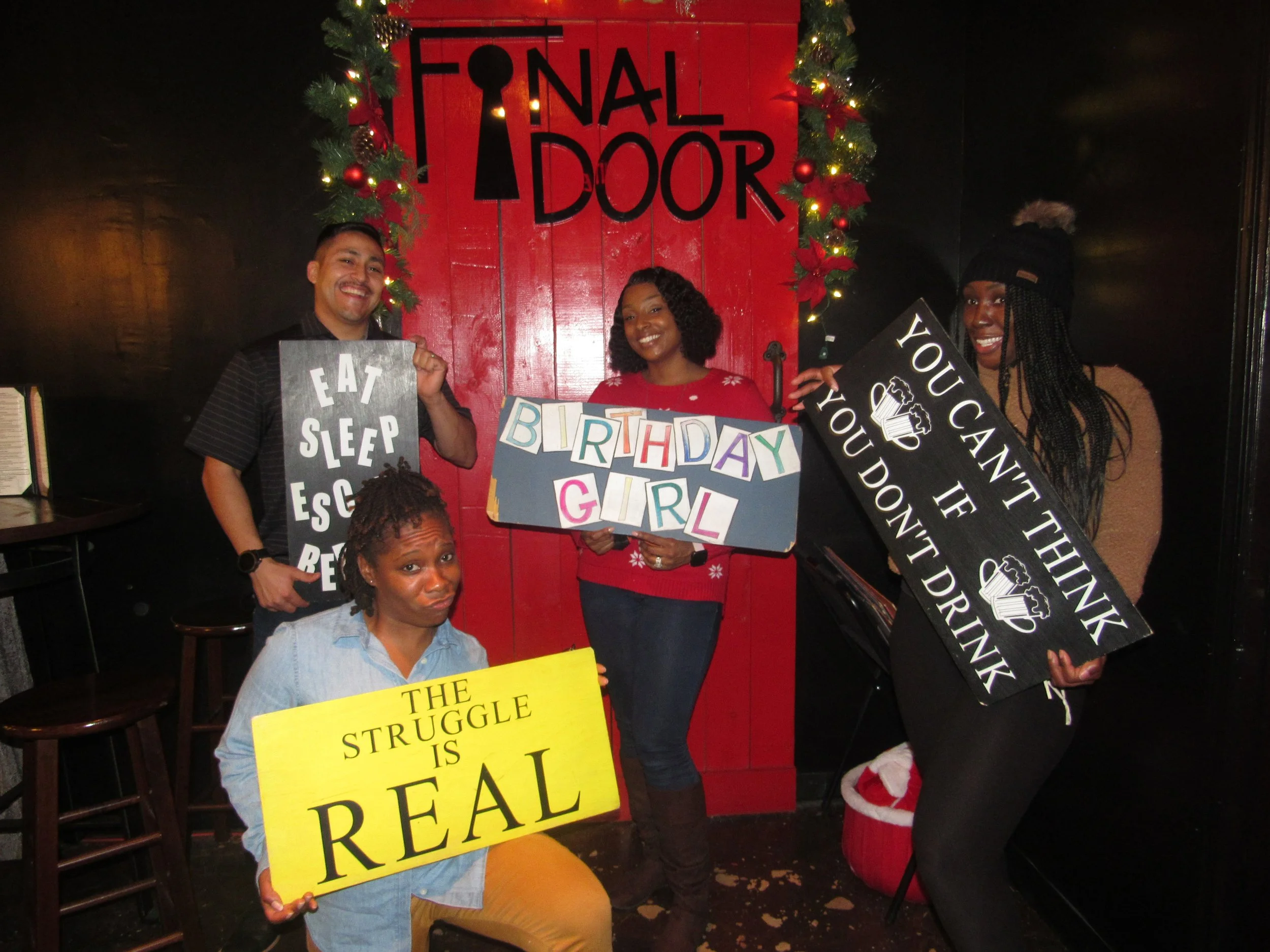 the-final-door-escape-room-columbia-sc-team-photos-12-21-21 (15).JPG