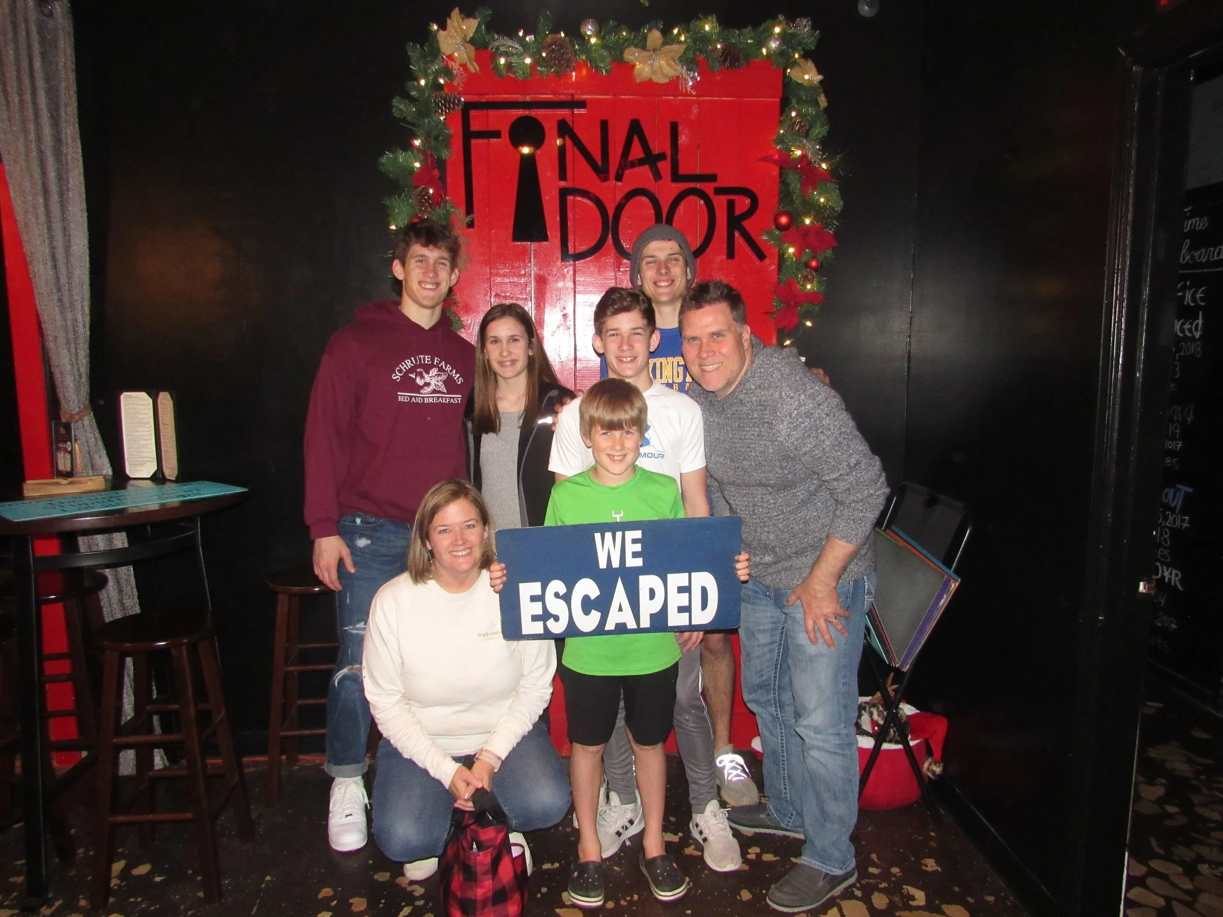 the-final-door-escape-room-columbia-sc-team-photos-12-21-21 (18).JPG