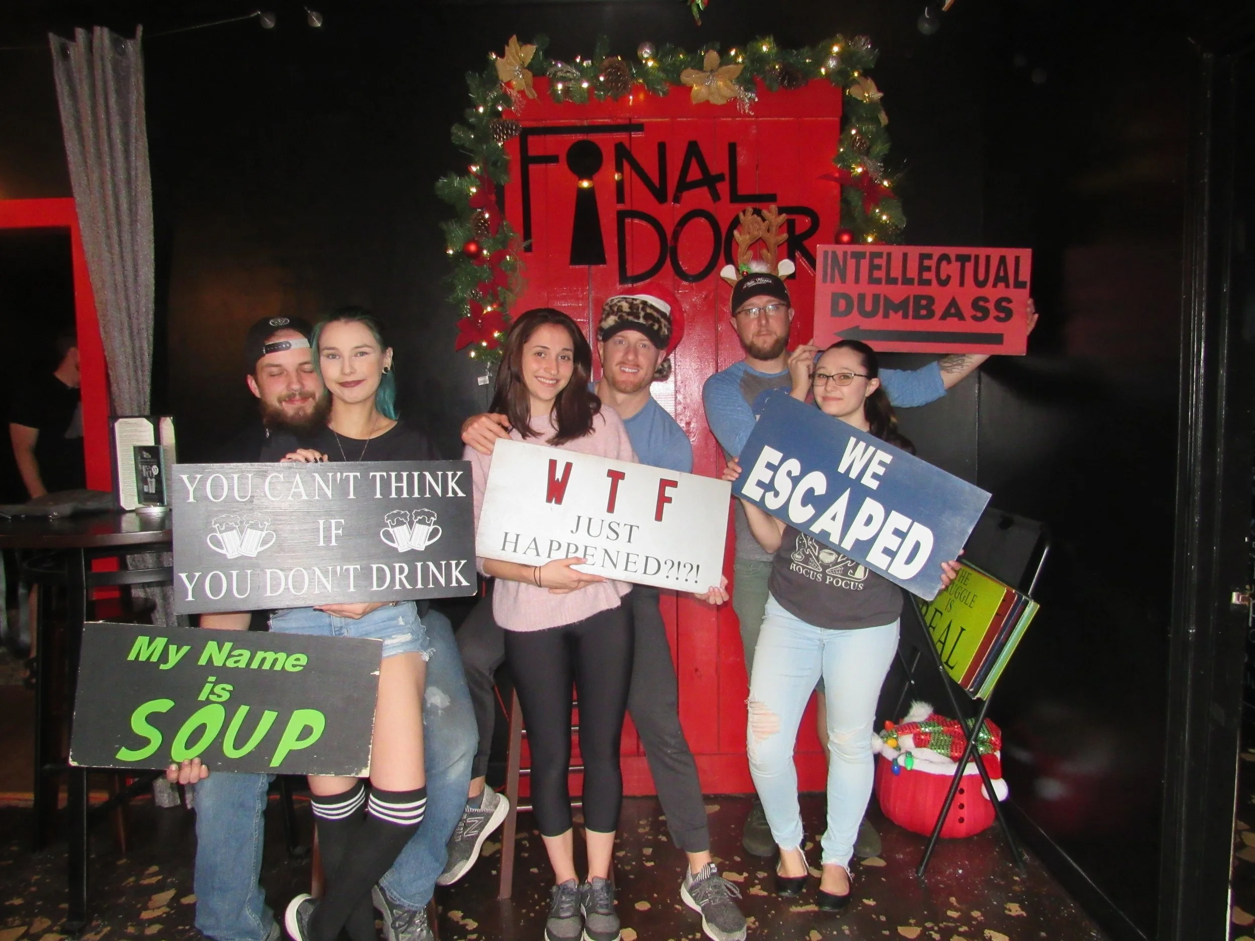 the-final-door-escape-room-columbia-sc-team-photos-01-01-22 (2).JPG