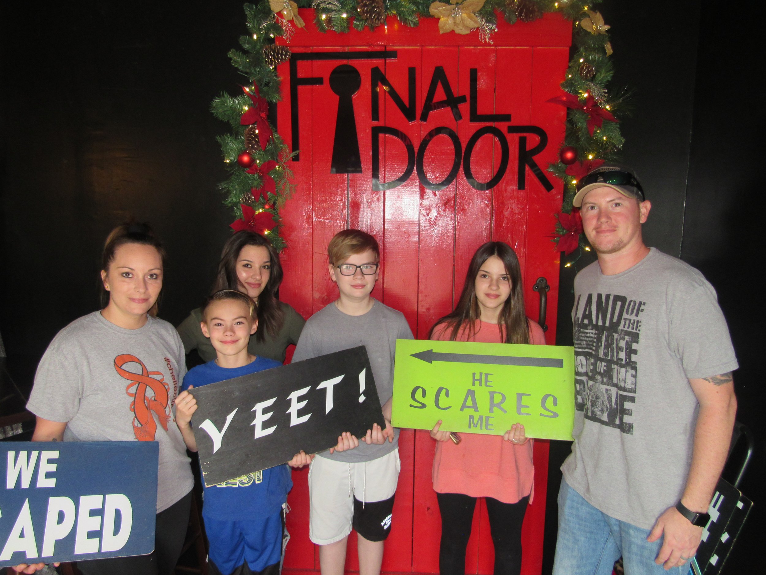the-final-door-escape-room-columbia-sc-team-photos-01-01-22 (6).JPG