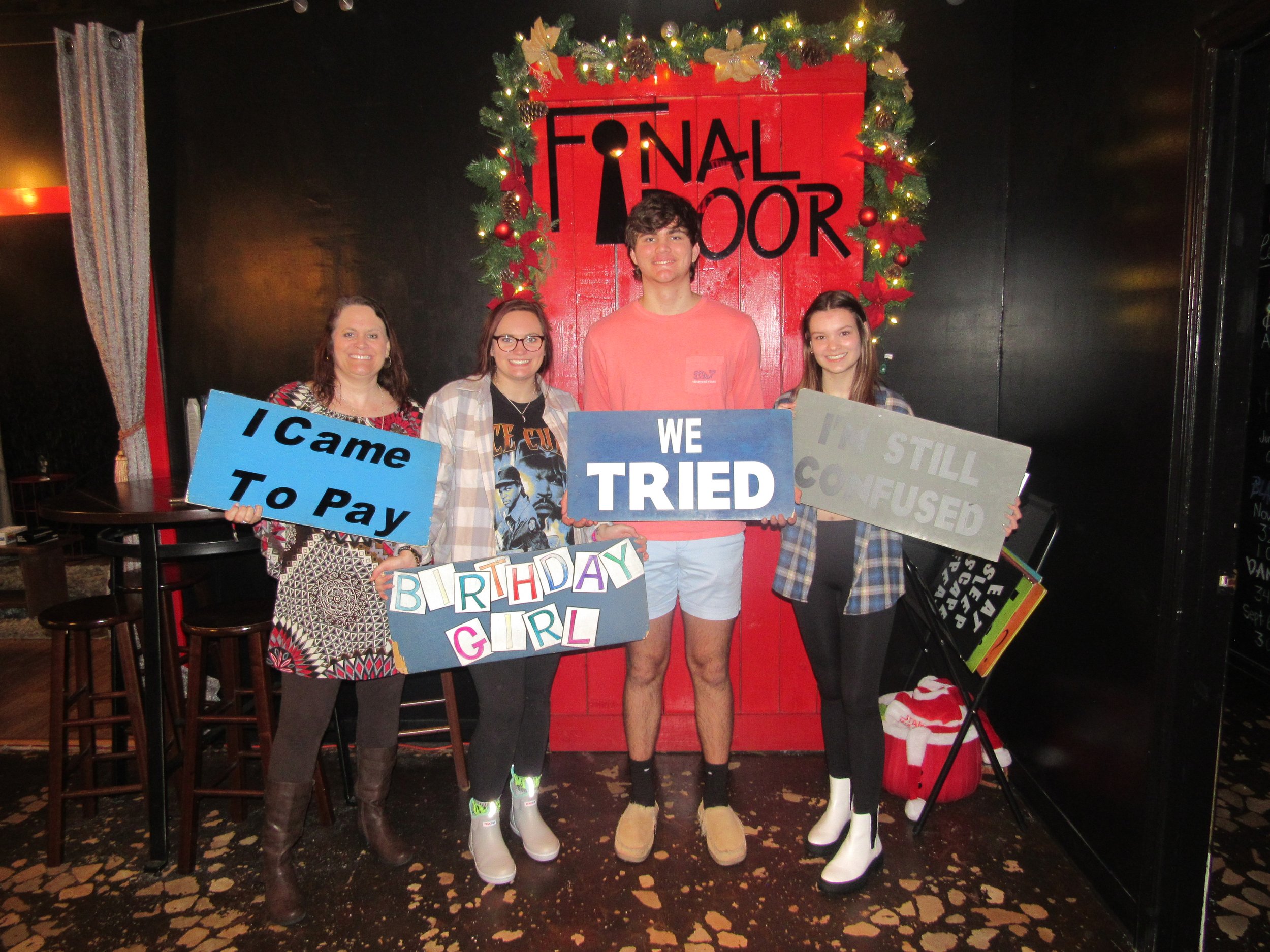 the-final-door-escape-room-columbia-sc-team-photos-01-02-22 (17).JPG