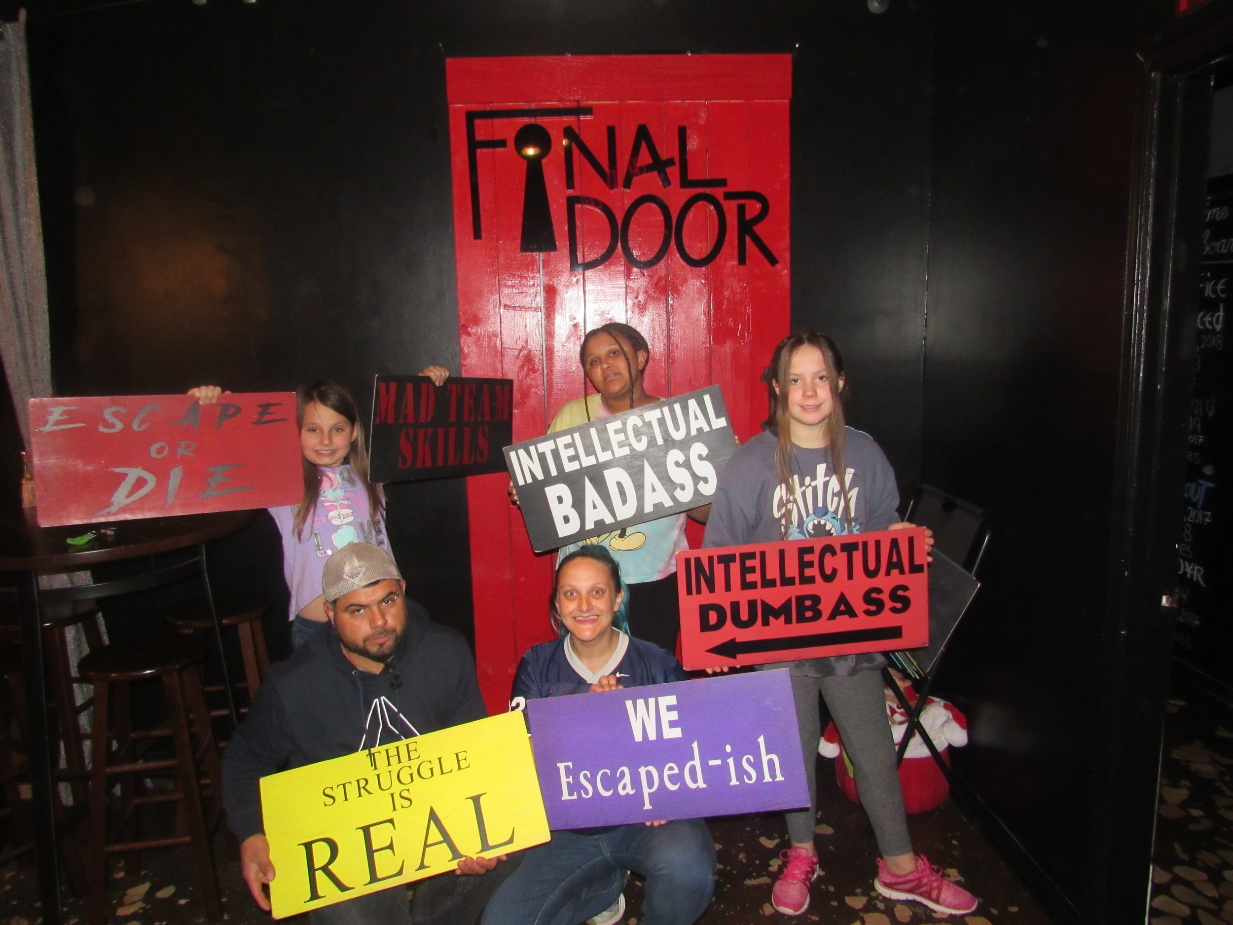 the-final-door-escape-room-columbia-sc-team-photos-01-17-22 (11).JPG
