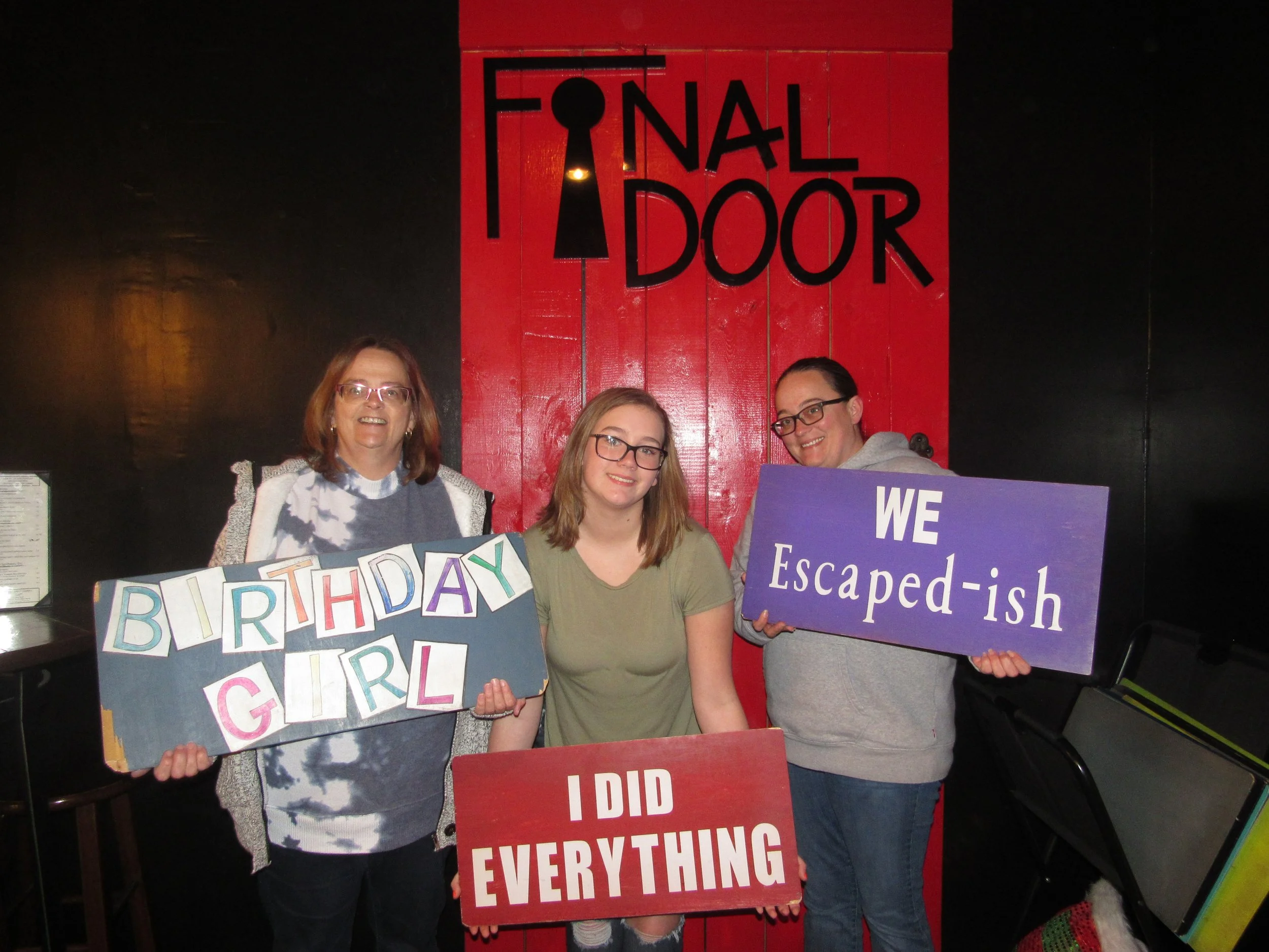the-final-door-escape-room-columbia-sc-team-photos-01-22-22 (8).JPG