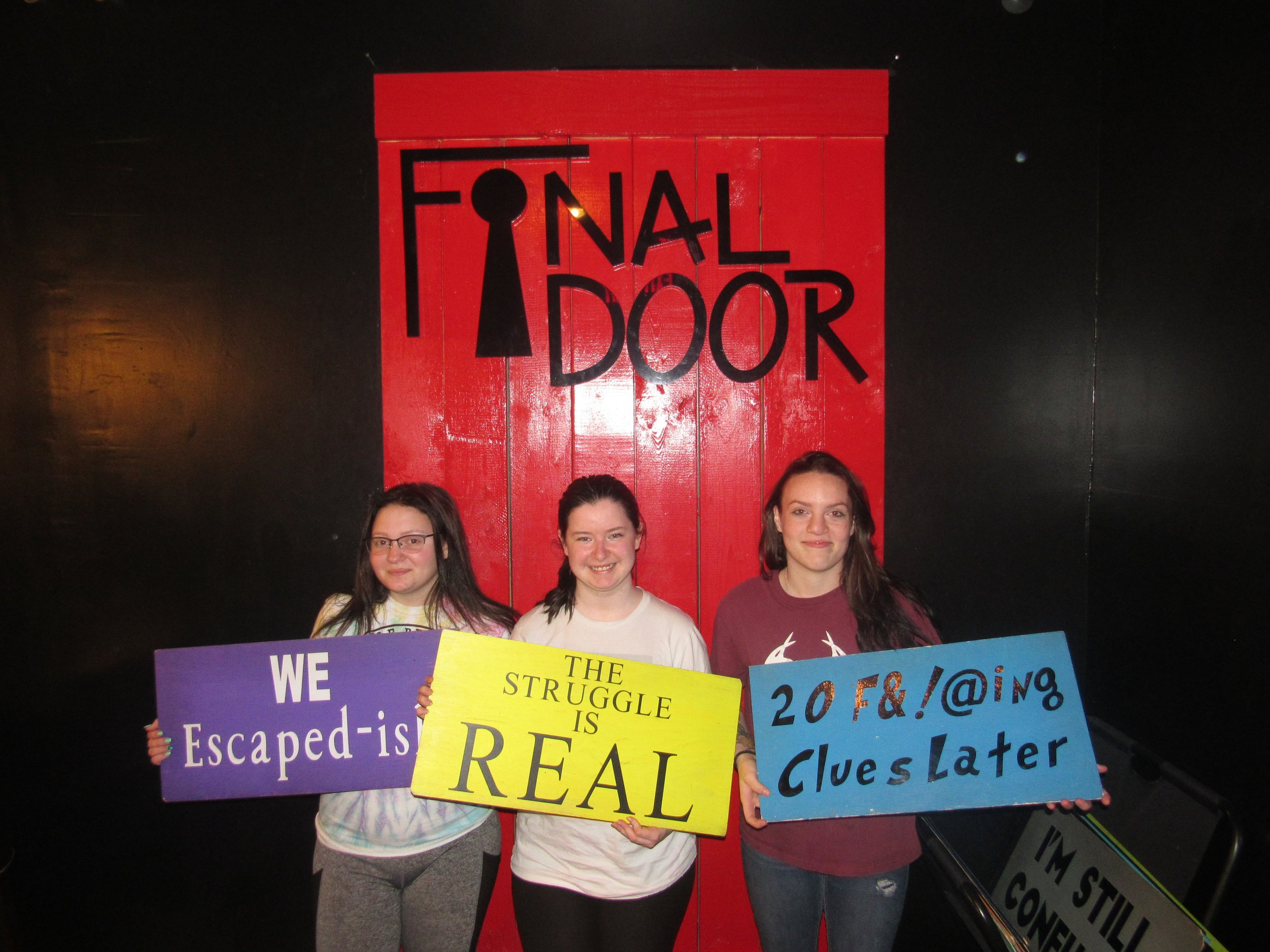 the-final-door-escape-room-columbia-sc-team-photos-03-04-22 (12).JPG