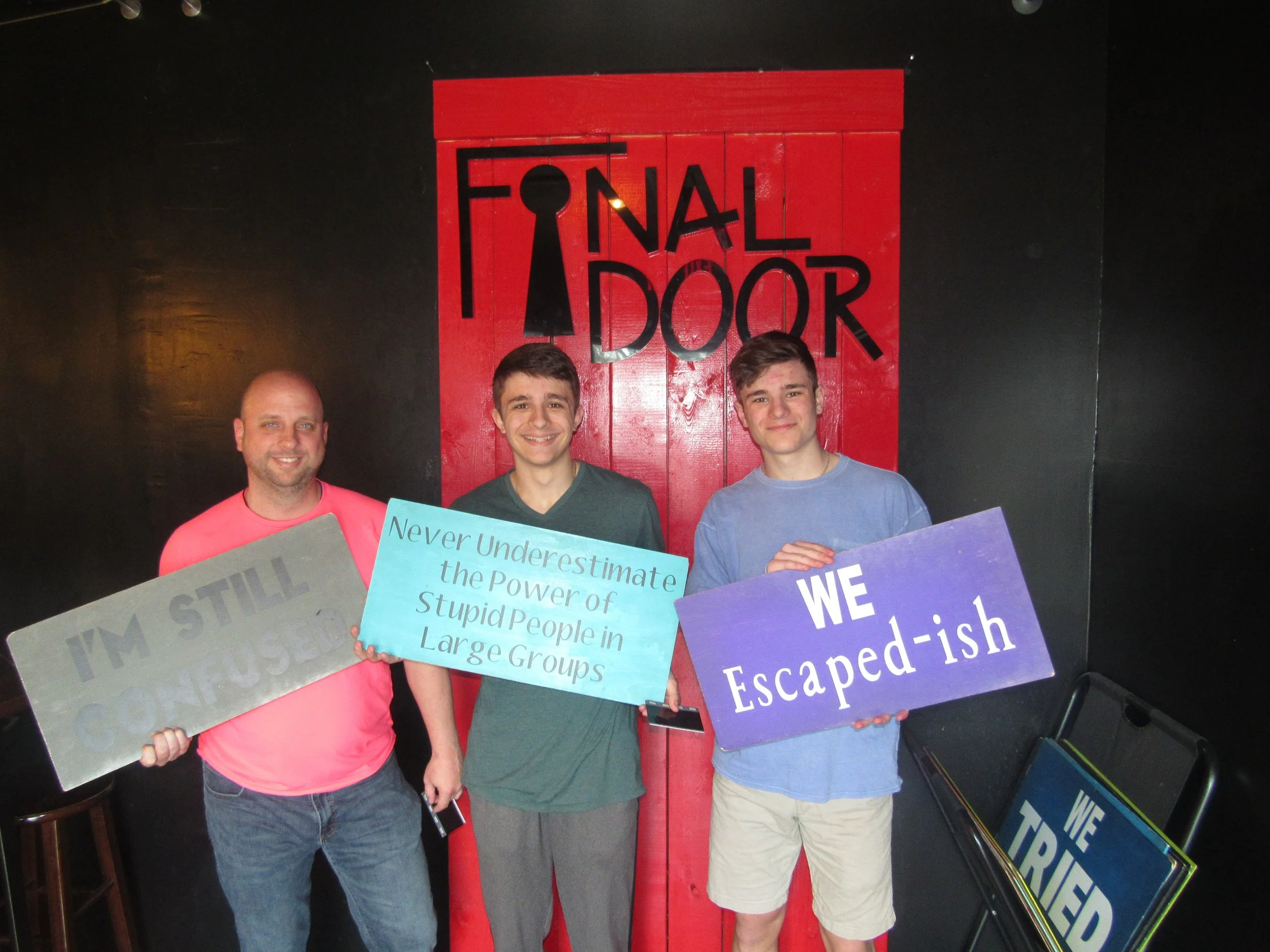 the-final-door-escape-room-columbia-sc-team-photos-03-05-22 (3).JPG