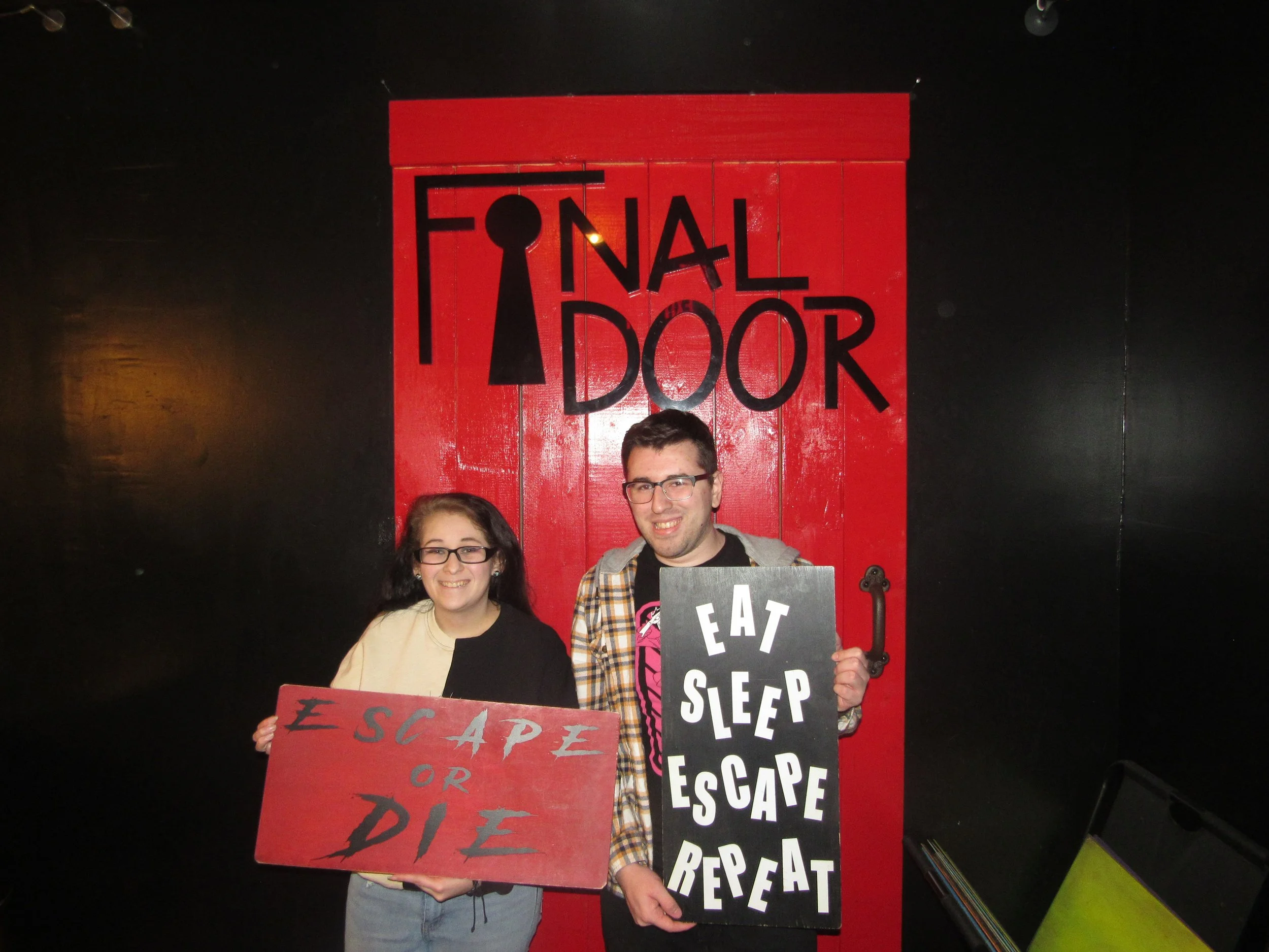 the-final-door-escape-room-columbia-sc-team-photos-03-05-22 (24).JPG