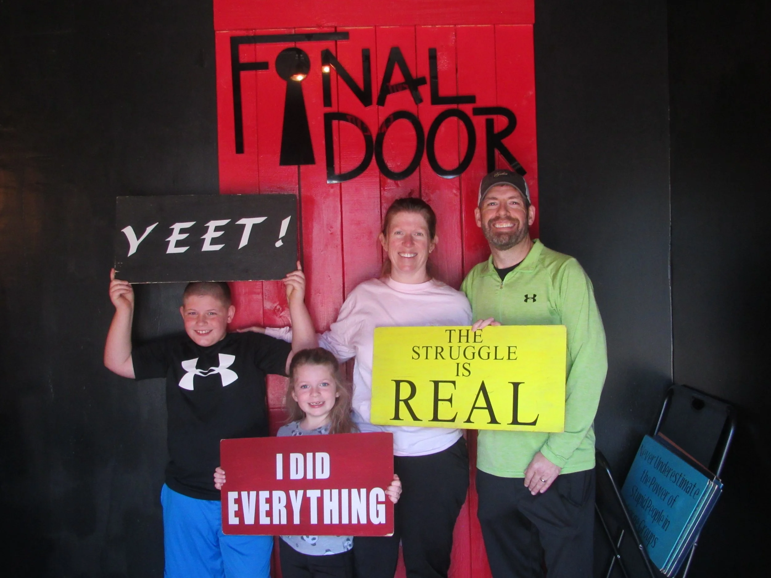 the-final-door-escape-room-columbia-sc-team-photos-03-13-22 (10).JPG