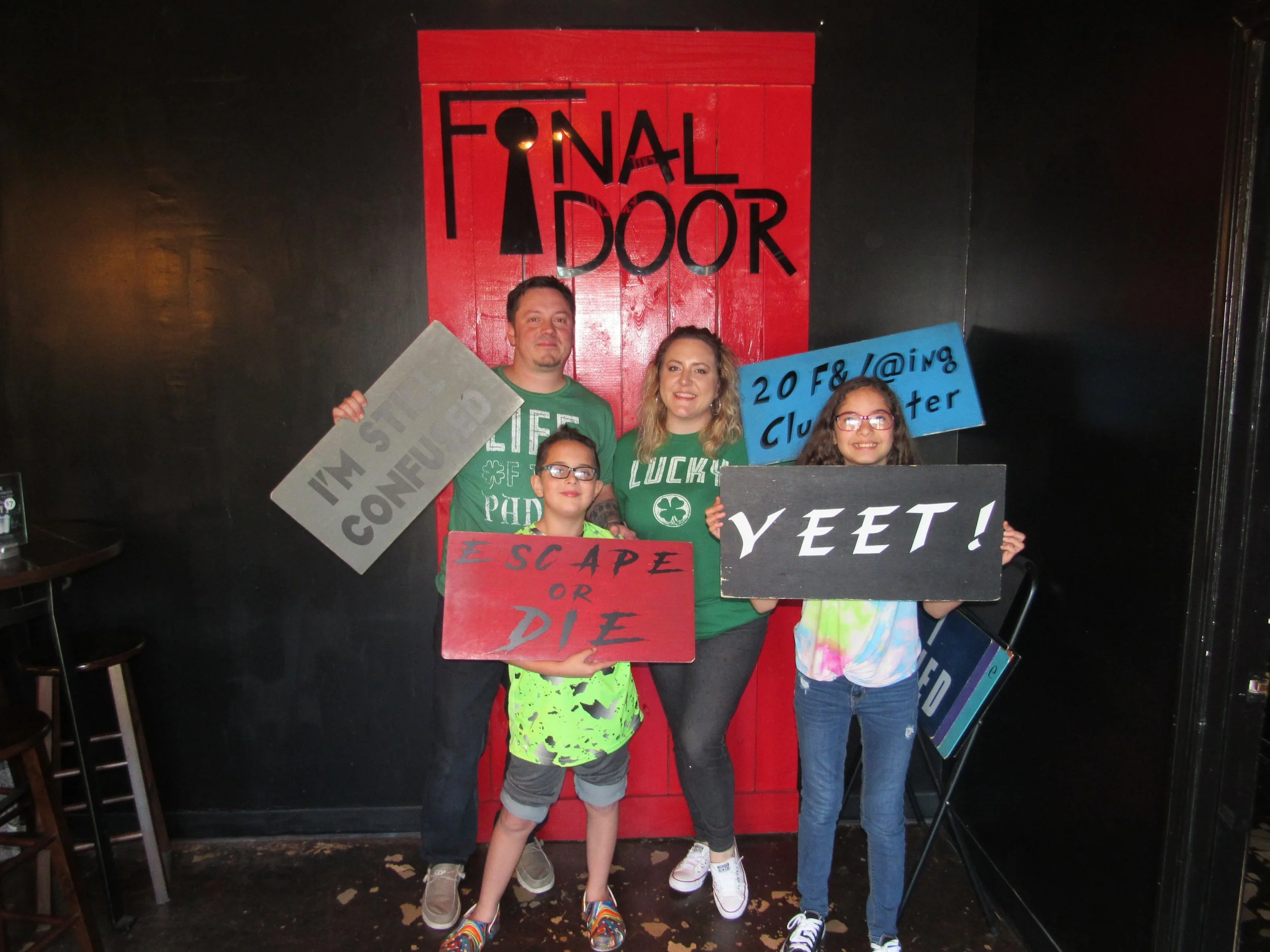 the-final-door-escape-room-columbia-sc-team-photos-03-17-22 (2).JPG