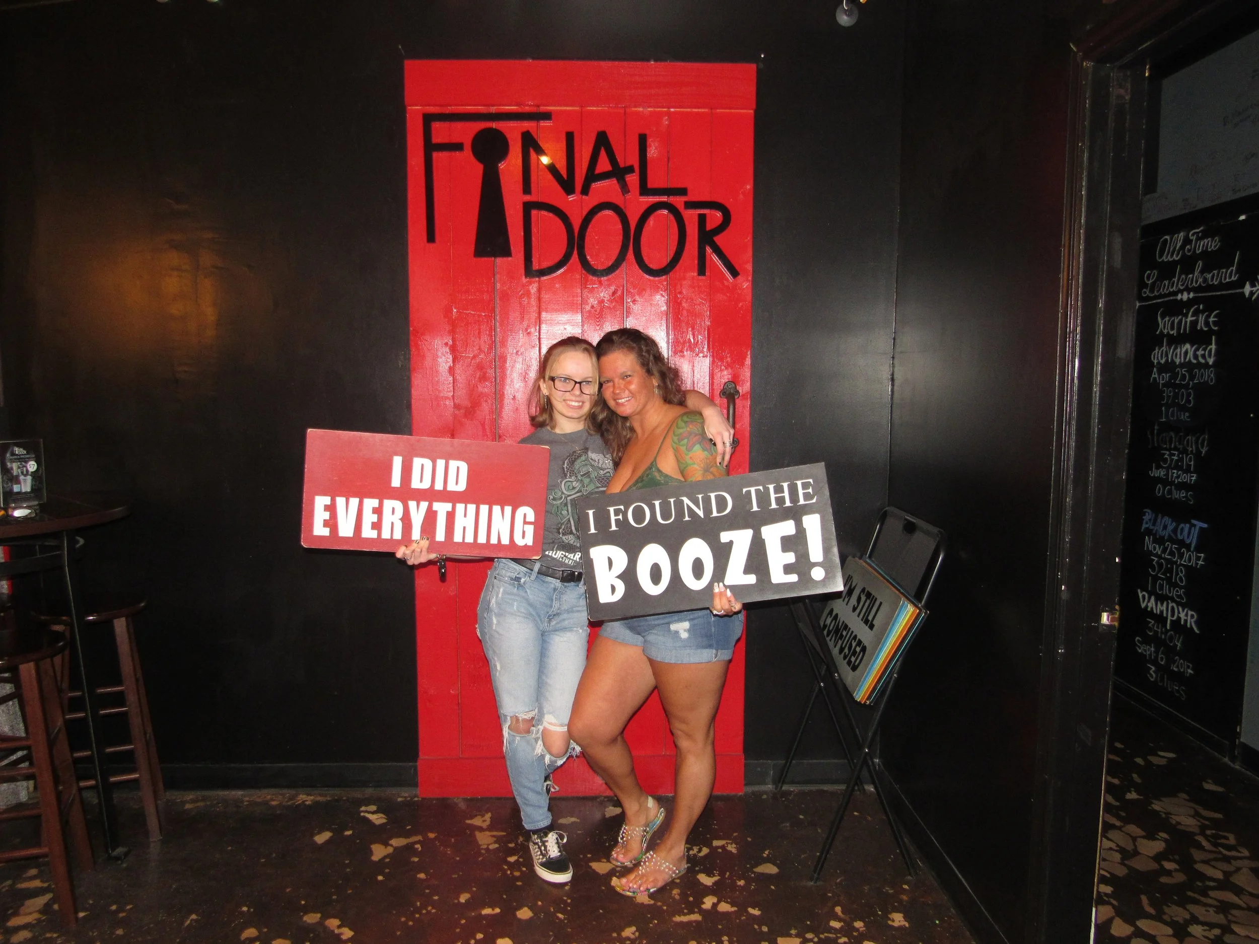 the-final-door-escape-room-columbia-sc-team-photos-03-17-22 (4).JPG