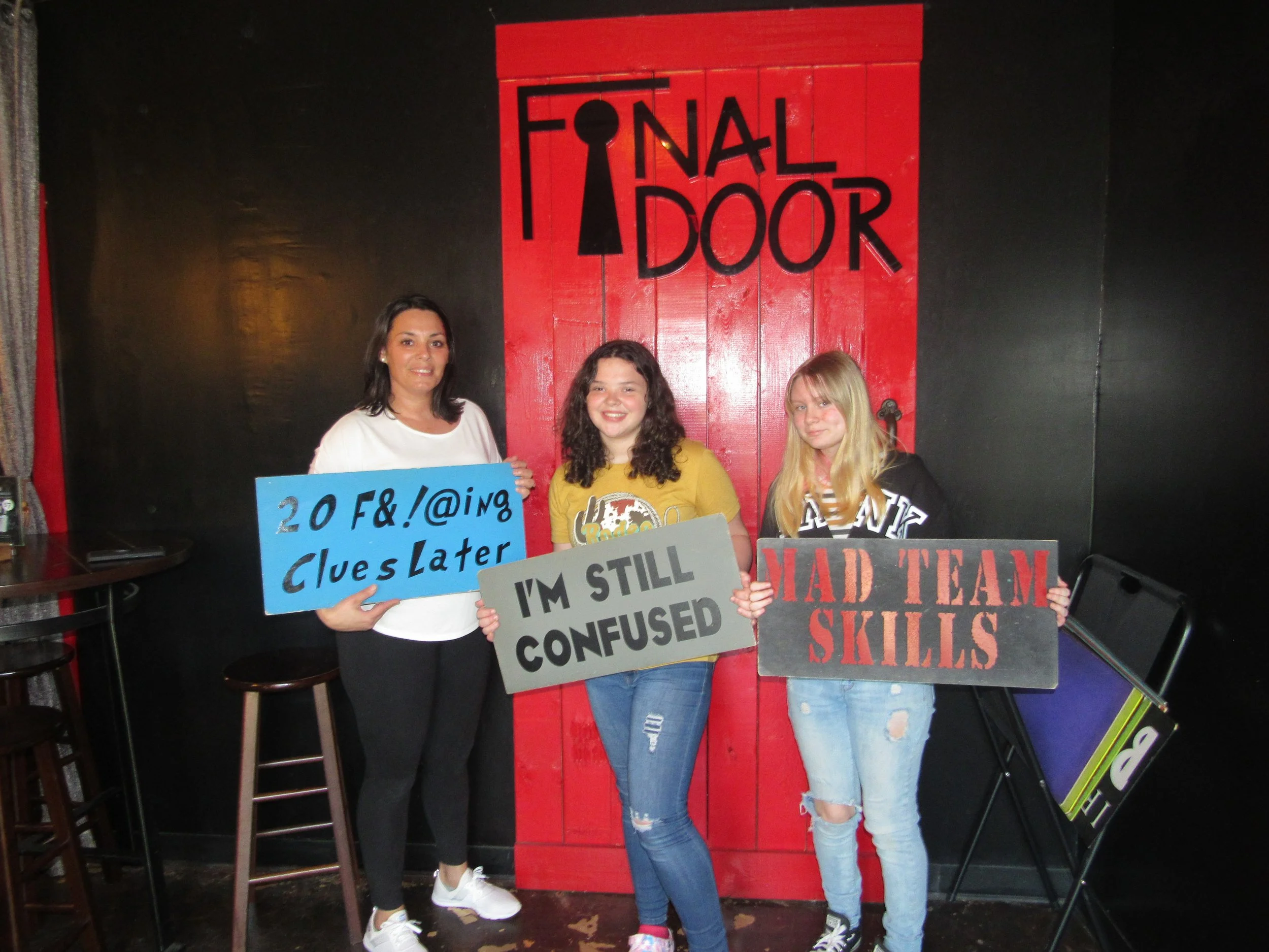 the-final-door-escape-room-columbia-sc-team-photos-03-19-22 (4).JPG