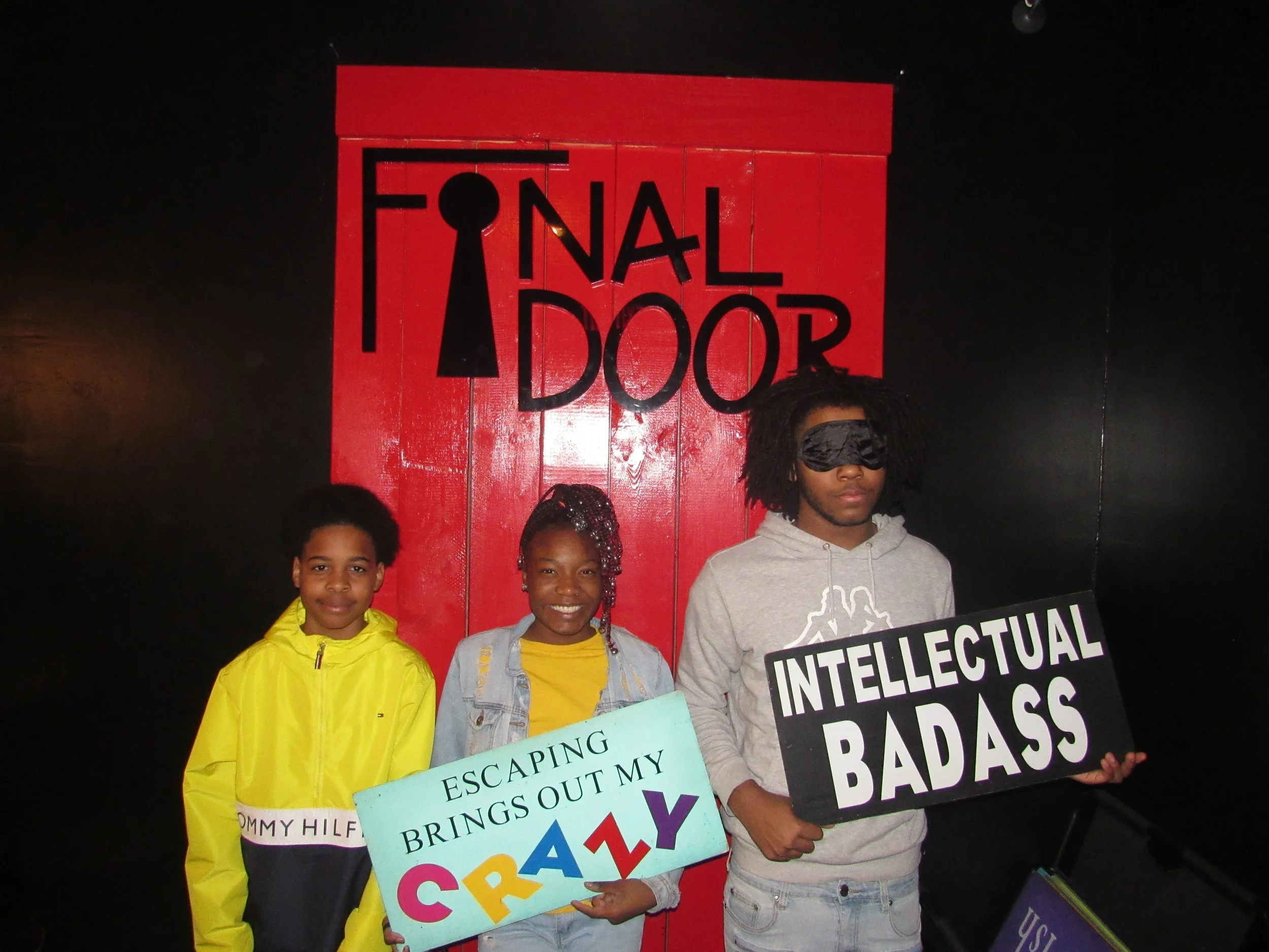 the-final-door-escape-room-columbia-sc-team-photos-03-20-22 (17).JPG
