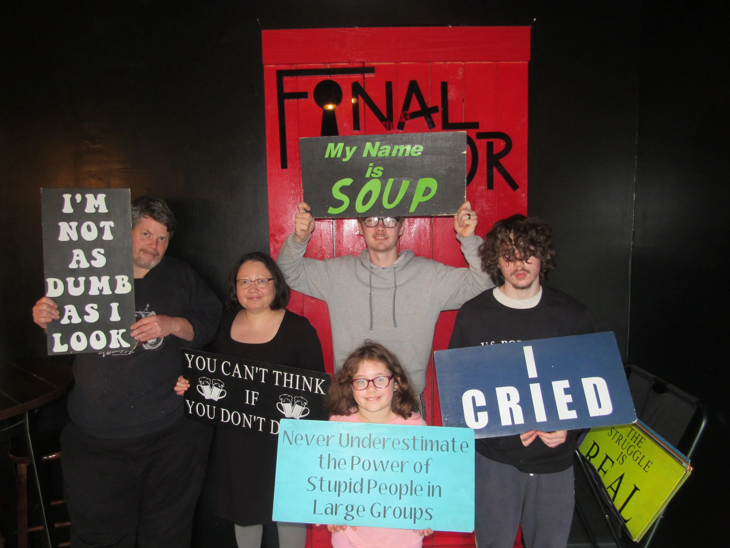 the-final-door-escape-room-columbia-sc-team-photos-03-23-22 (1).JPG
