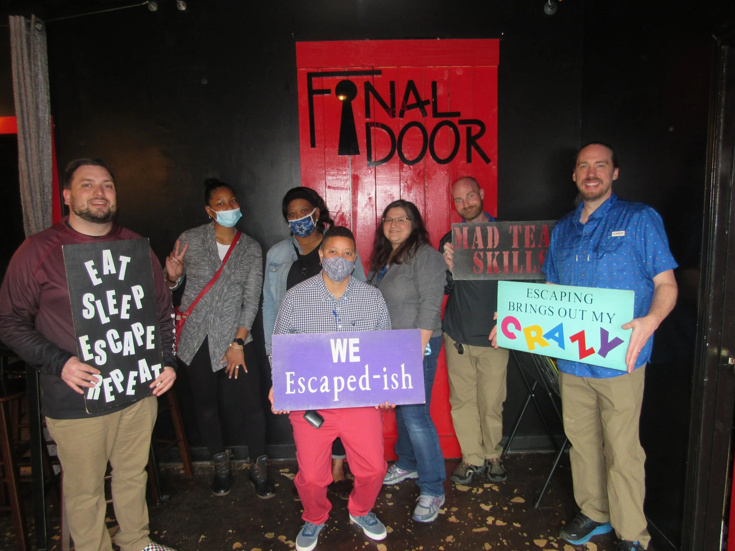 the-final-door-escape-room-columbia-sc-team-photos-03-23-22 (2).JPG