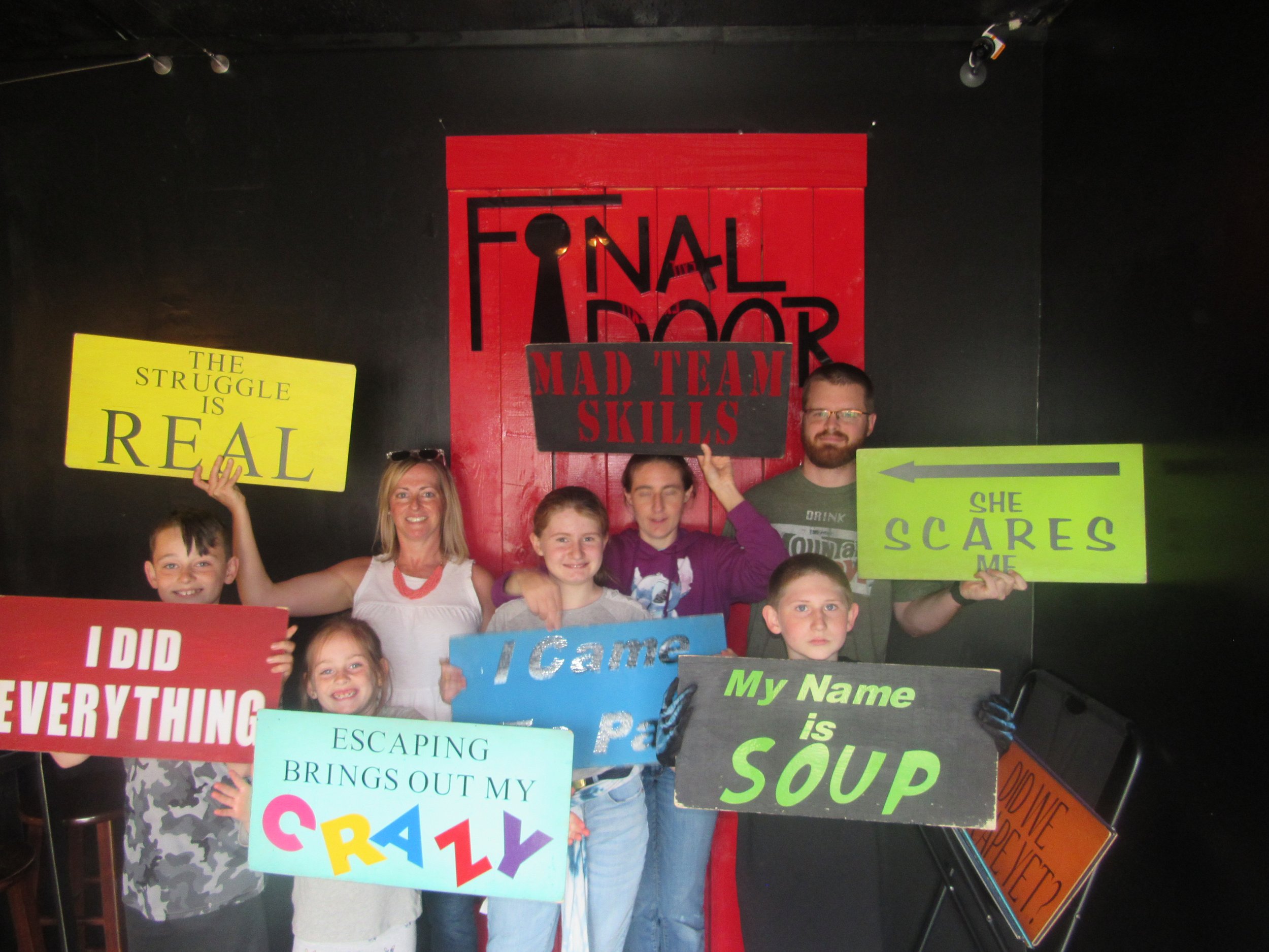 the-final-door-escape-room-columbia-sc-team-photos-04-02-22 (8).JPG