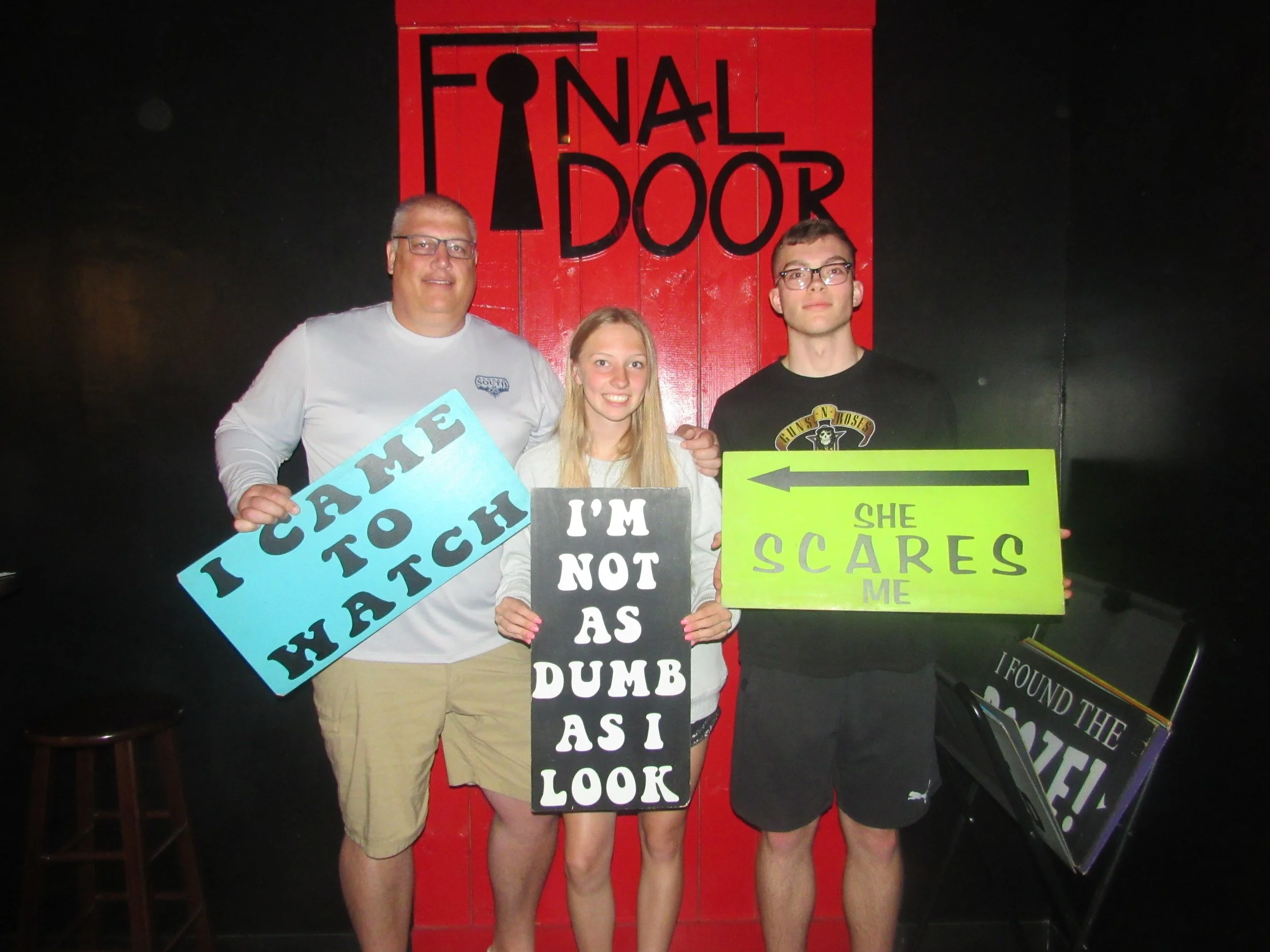 the-final-door-escape-room-columbia-sc-team-photos-04-02-22 (20).JPG