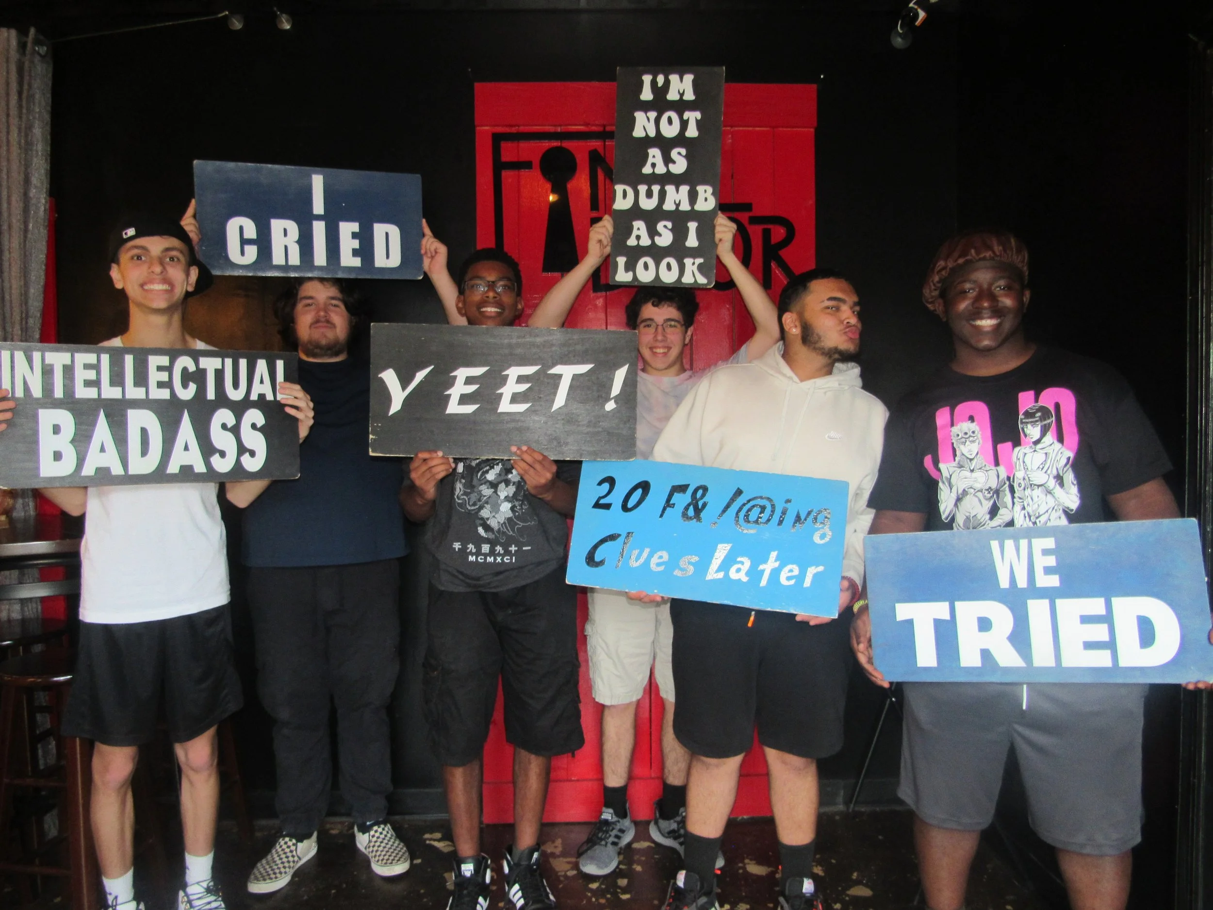 the-final-door-escape-room-columbia-sc-team-photos-04-04-22 (5).JPG
