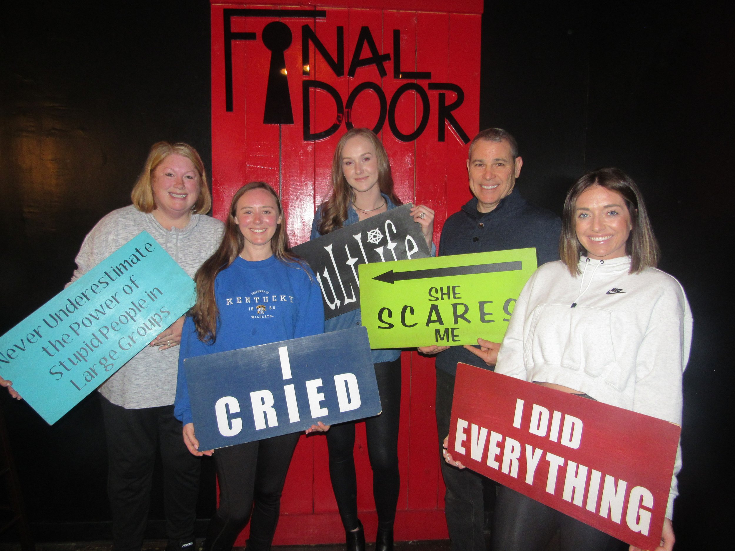 the-final-door-escape-room-columbia-sc-team-photos-04-06-22 (8).JPG