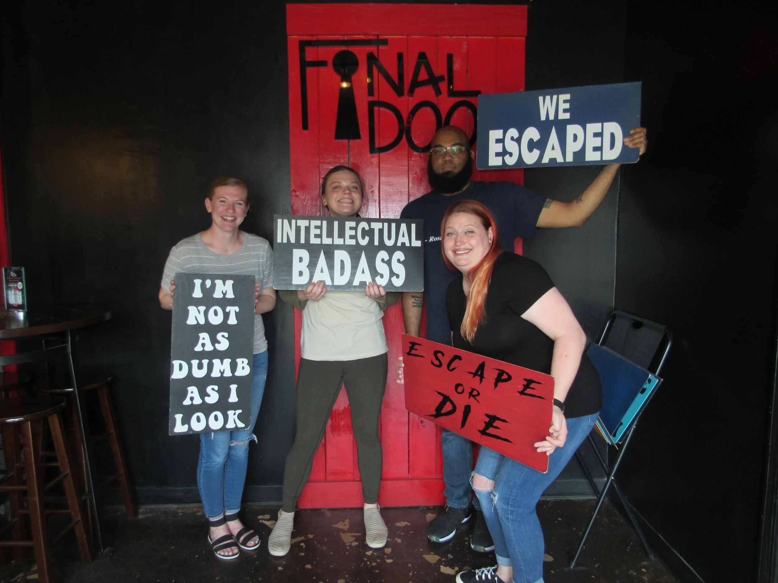 the-final-door-escape-room-columbia-sc-team-photos-04-011-22 (7).JPG