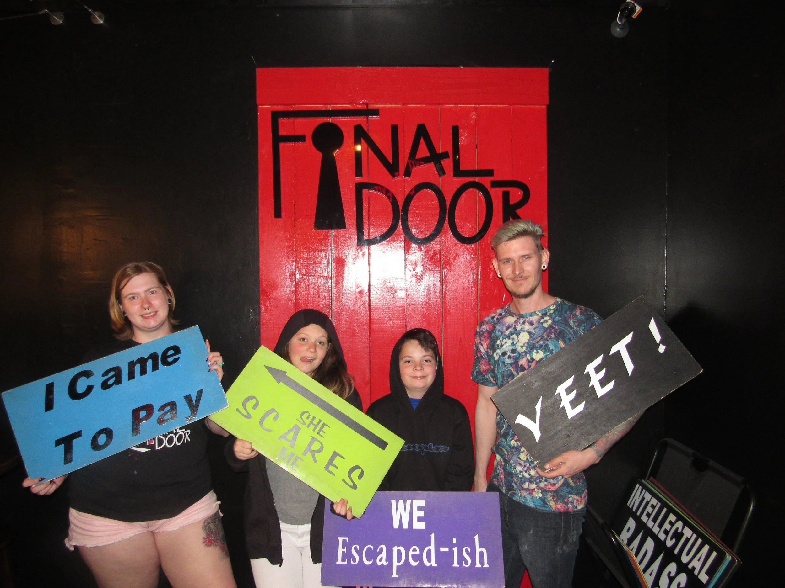 the-final-door-escape-room-columbia-sc-team-photos-04-013-22 (10).JPG